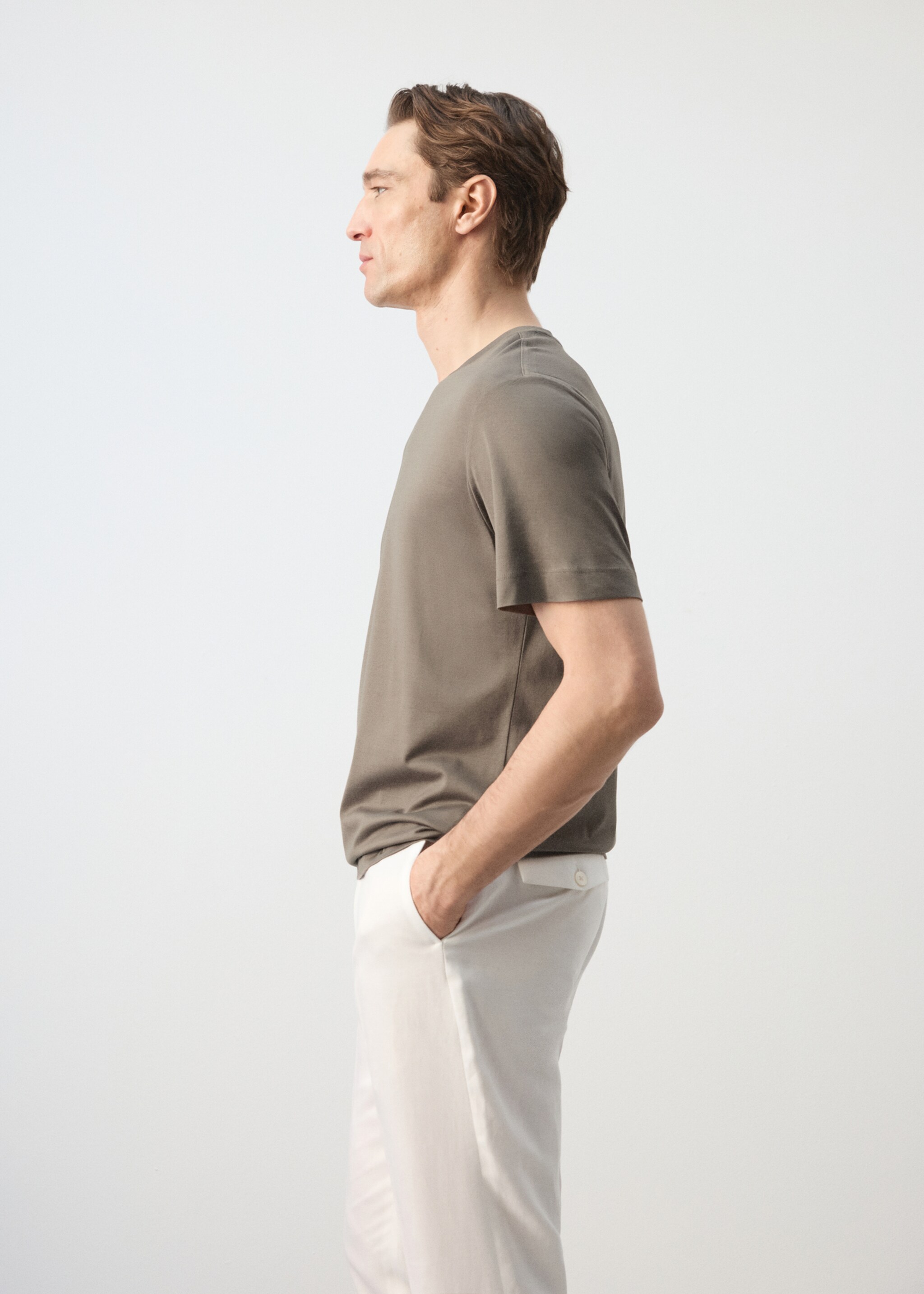 100% cotton T-shirt regular fit - Details of the article 2, Medium Brown. Ref: 27041264-00.