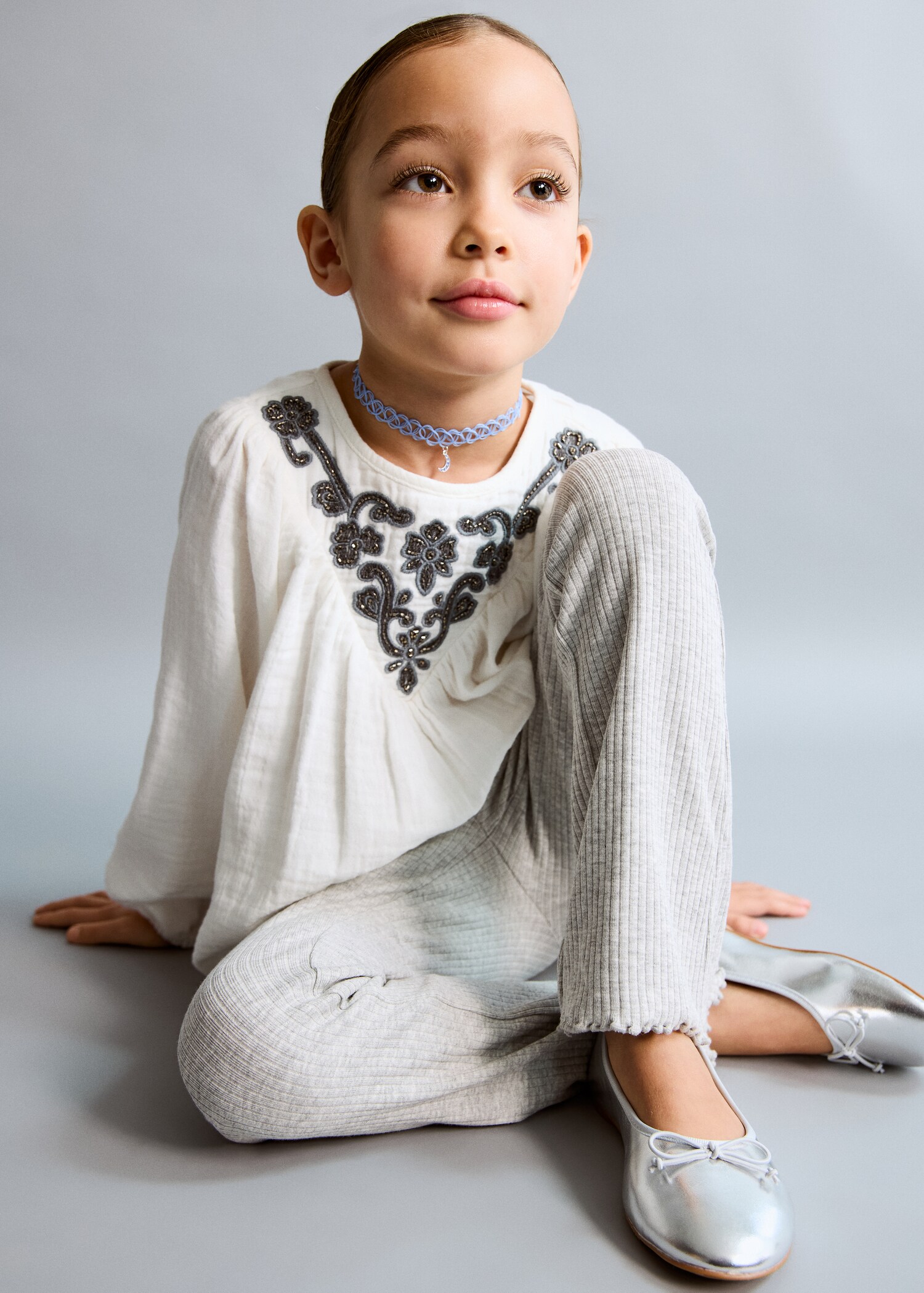 Flared-Leggings mit Rippmuster - Mittlere Ansicht