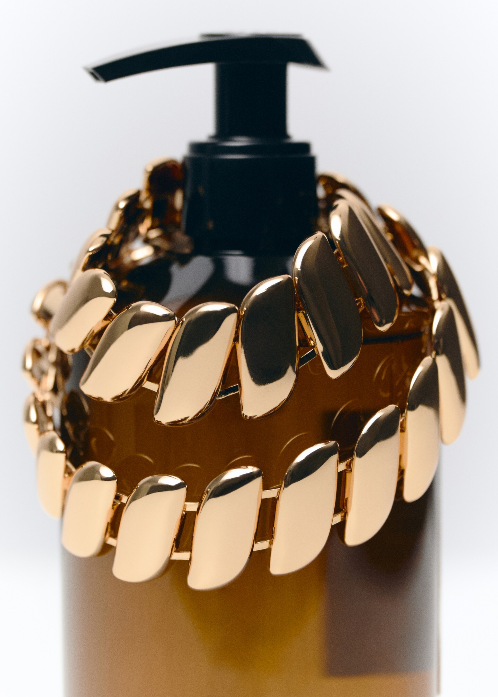 Maxi-link necklace - Details of the article 6, Gold. Ref: 27041278-00.