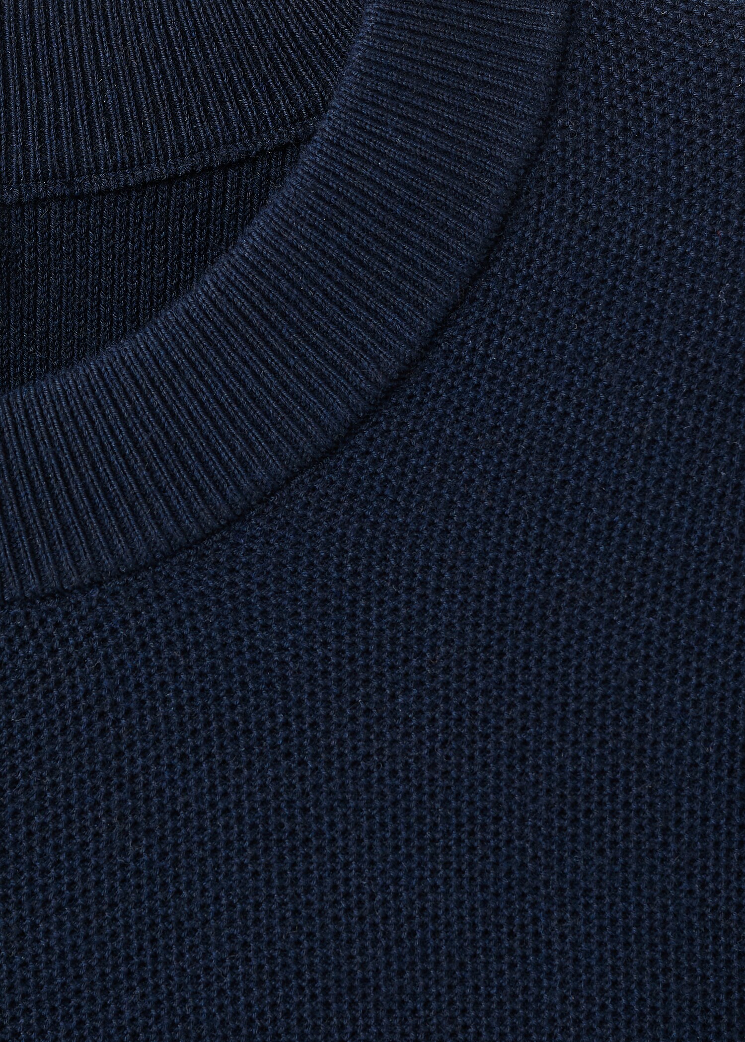 Microstructured cotton knitted sweater - Details of the article 8