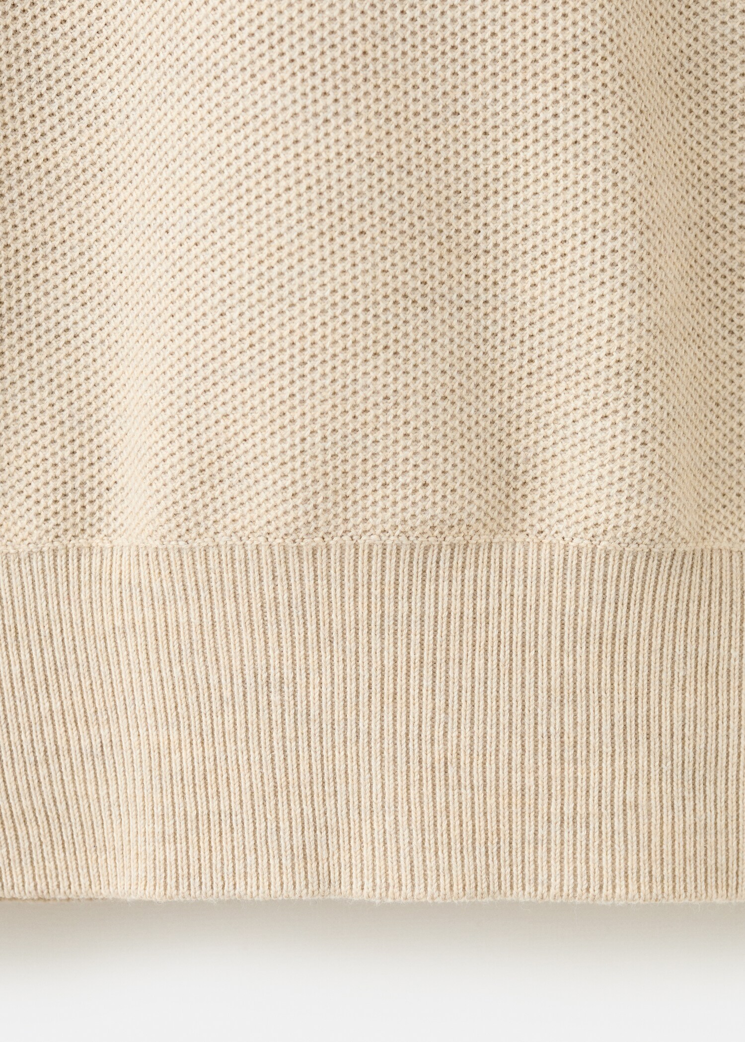 Rollkragenpullover mit Mikrostruktur - Detail des Artikels 0