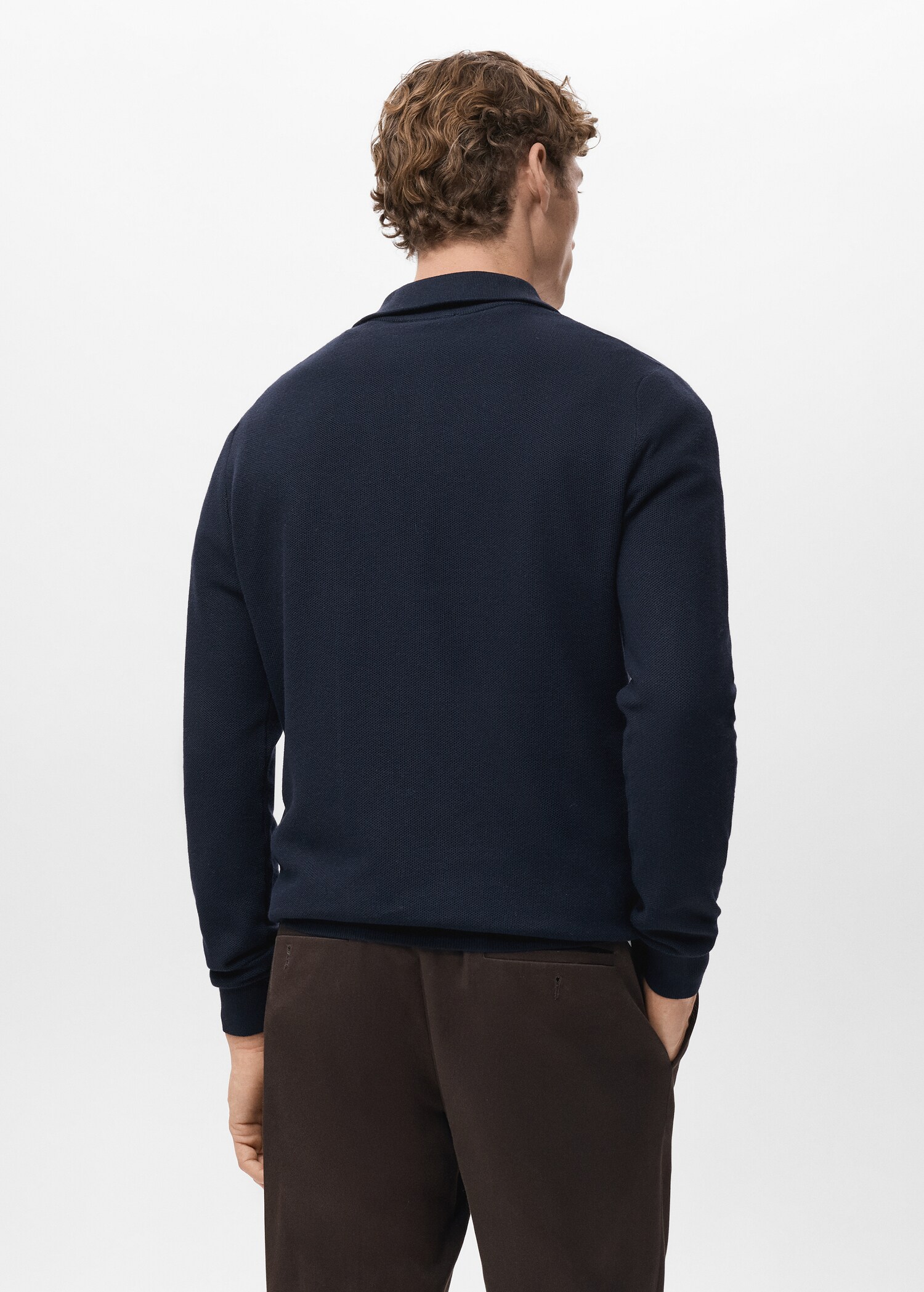 Rollkragenpullover mit Mikrostruktur - Rückseite des Artikels