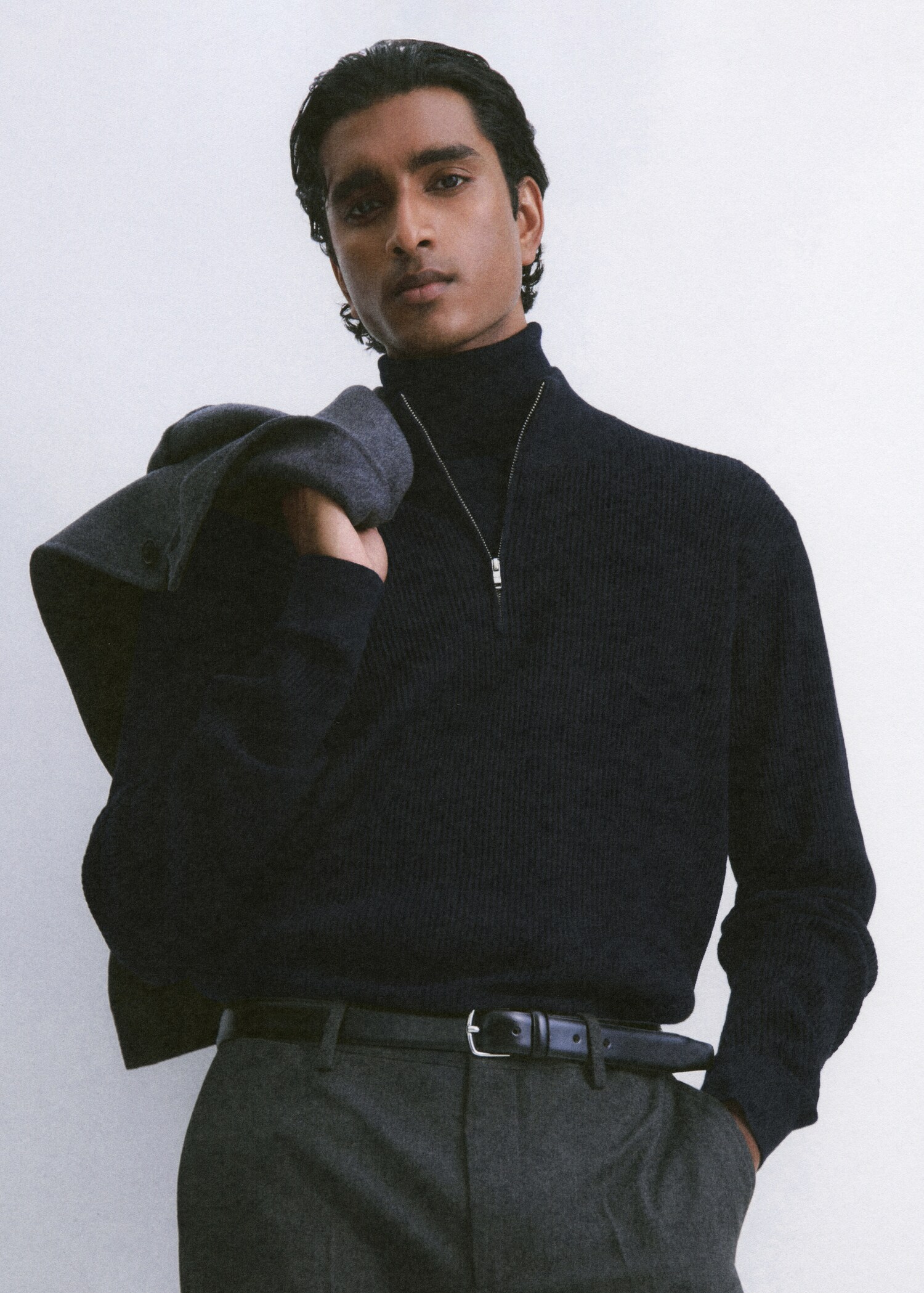 سترة مضلعة بياقة بسحاب - تفاصيل المنتج 3