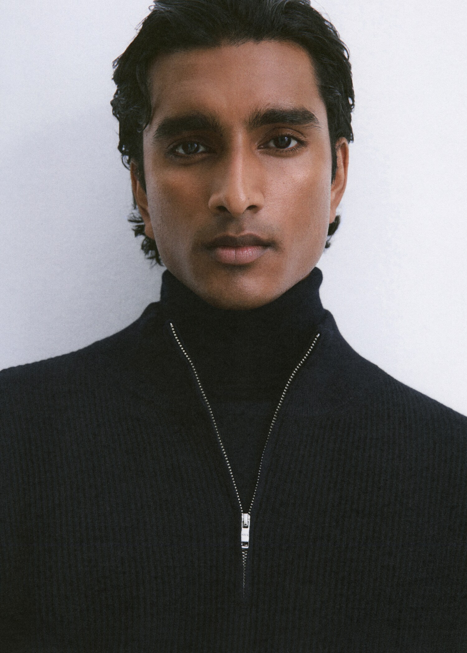 سترة مضلعة بياقة بسحاب - تفاصيل المنتج 5