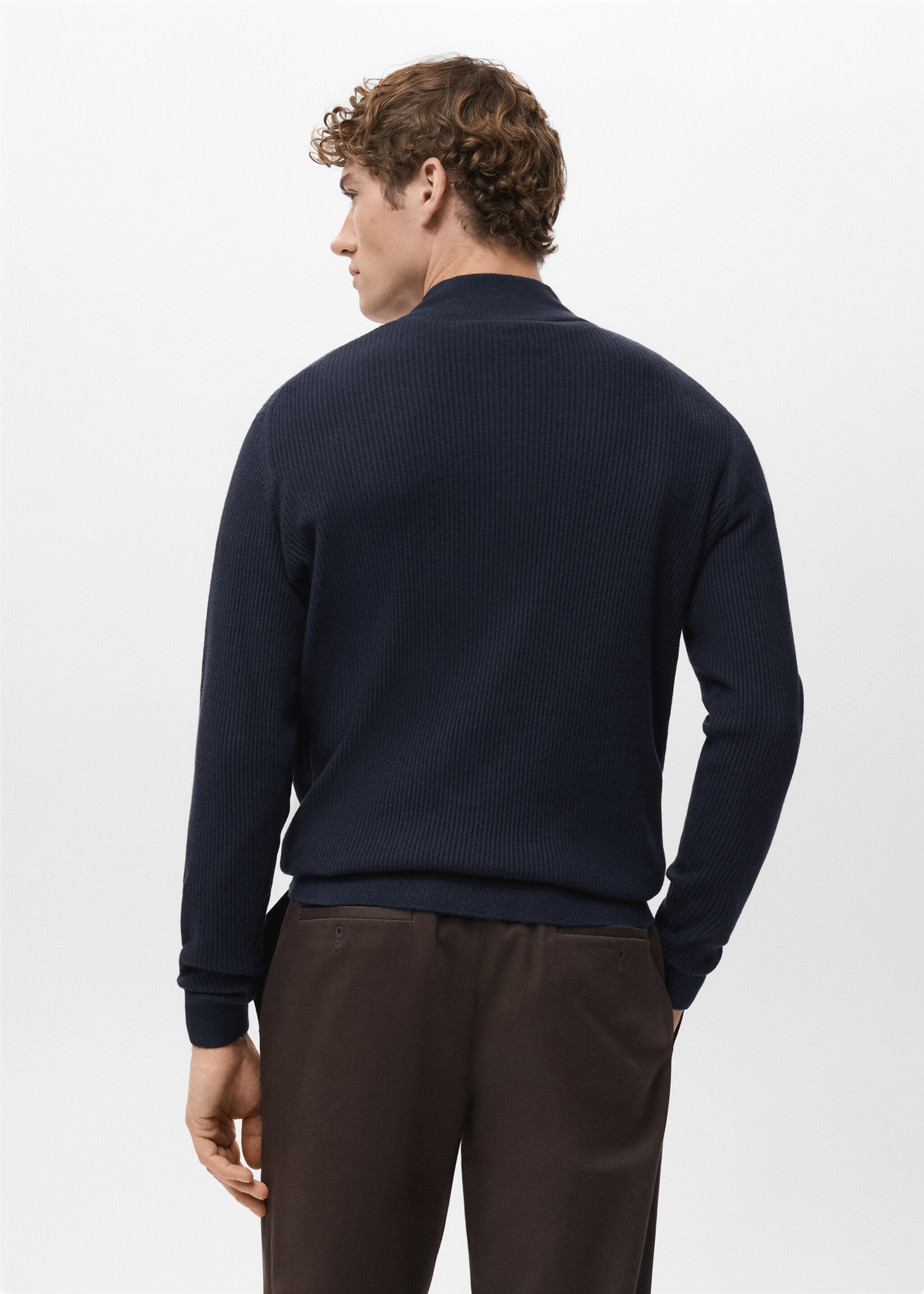 Джемпер в рубчик с воротником и молнией - Обратная сторона изделия, Глубокий темно-синий. Ref: 27041283-00.