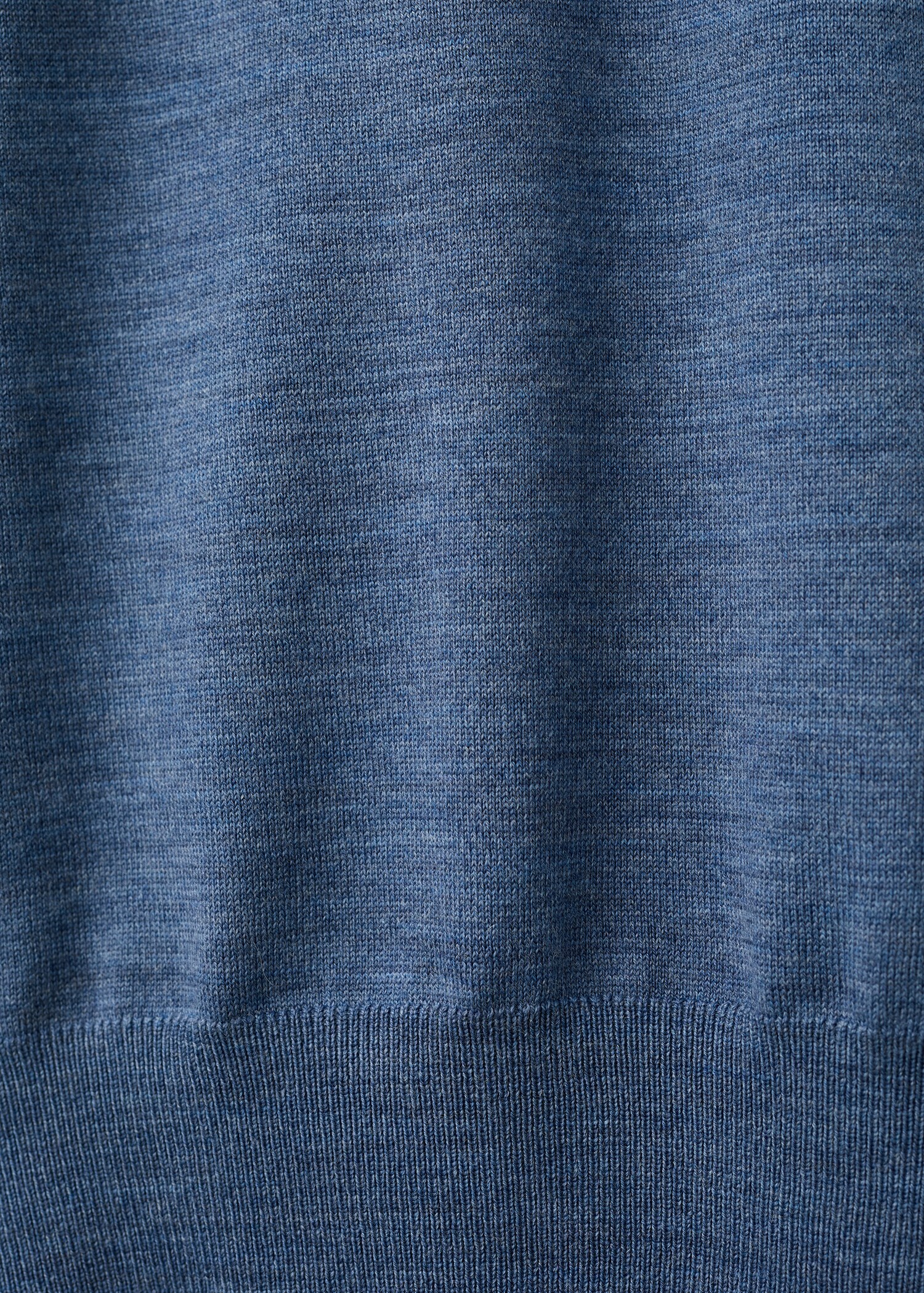 100% merino wool crew neck sweater - Details of the article 0