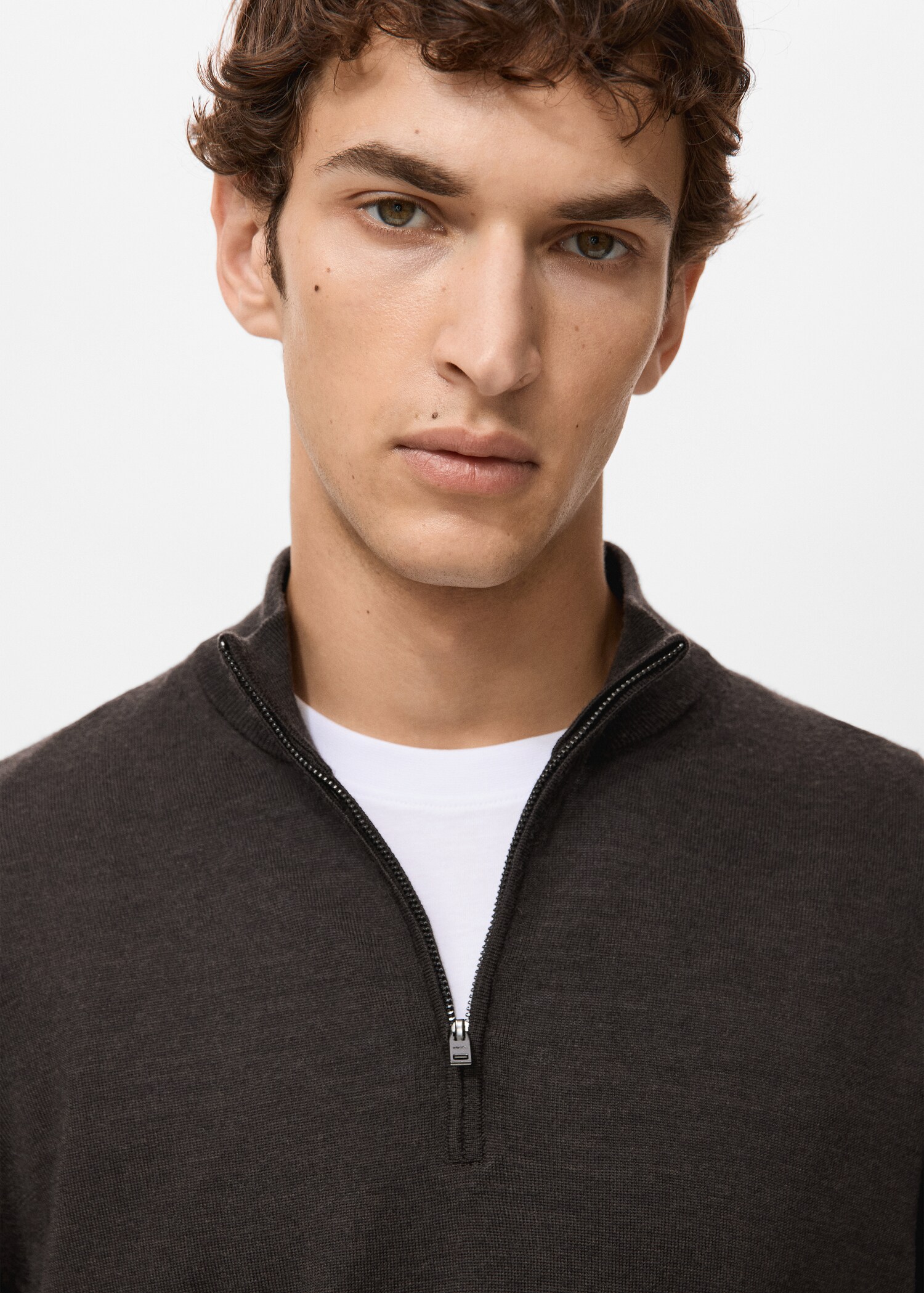 100% merino wool sweater with perkins collar - Details of the article 1