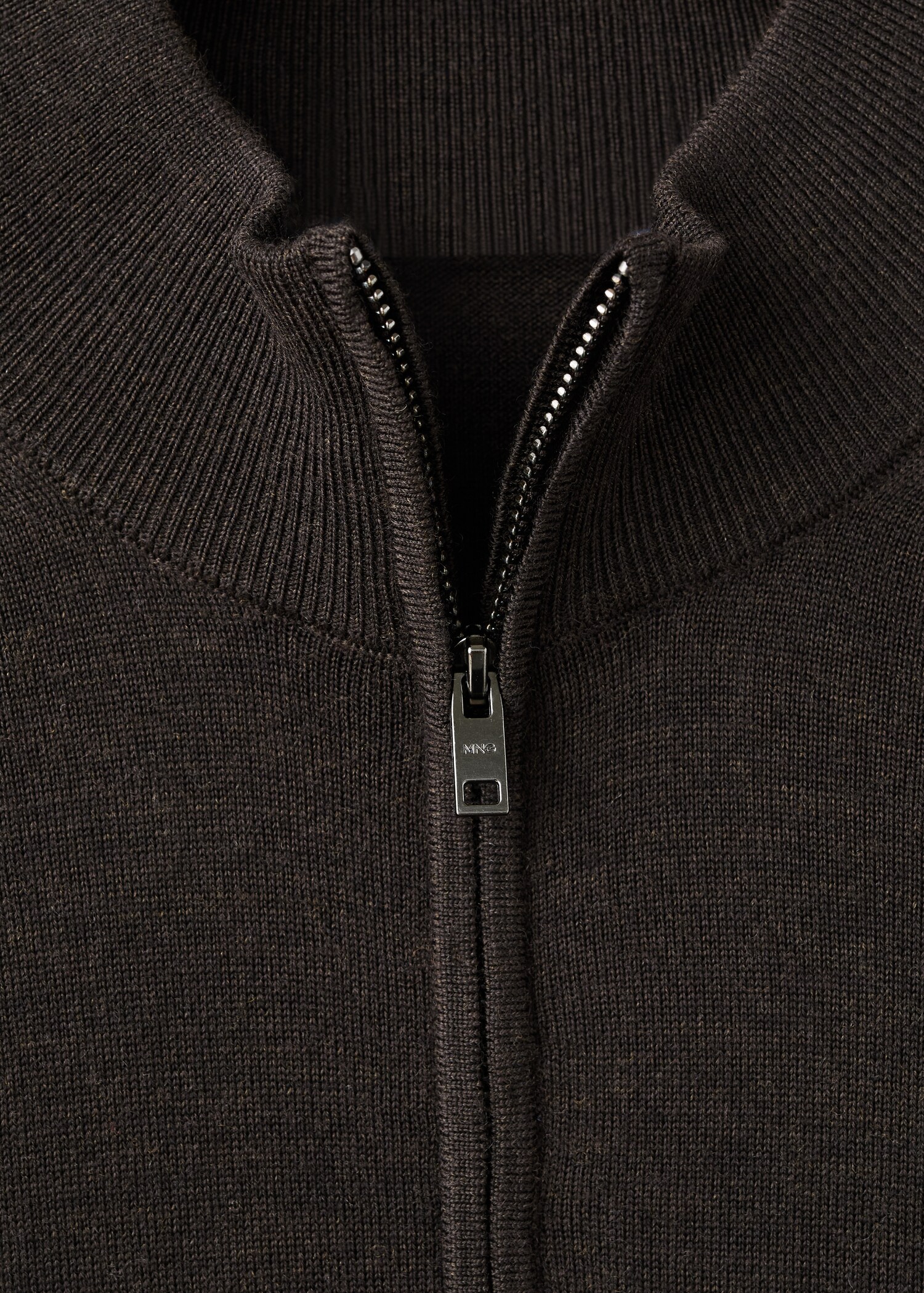 100% merino wool sweater with perkins collar - Details of the article 8