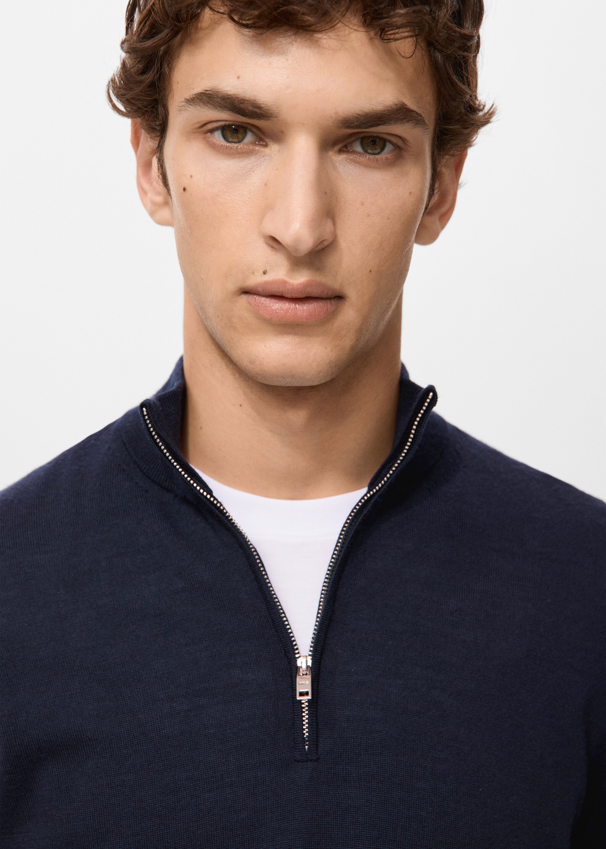 100% merino wool sweater with perkins collar - Details of the article 1, Navy. Ref: 27041285-00.