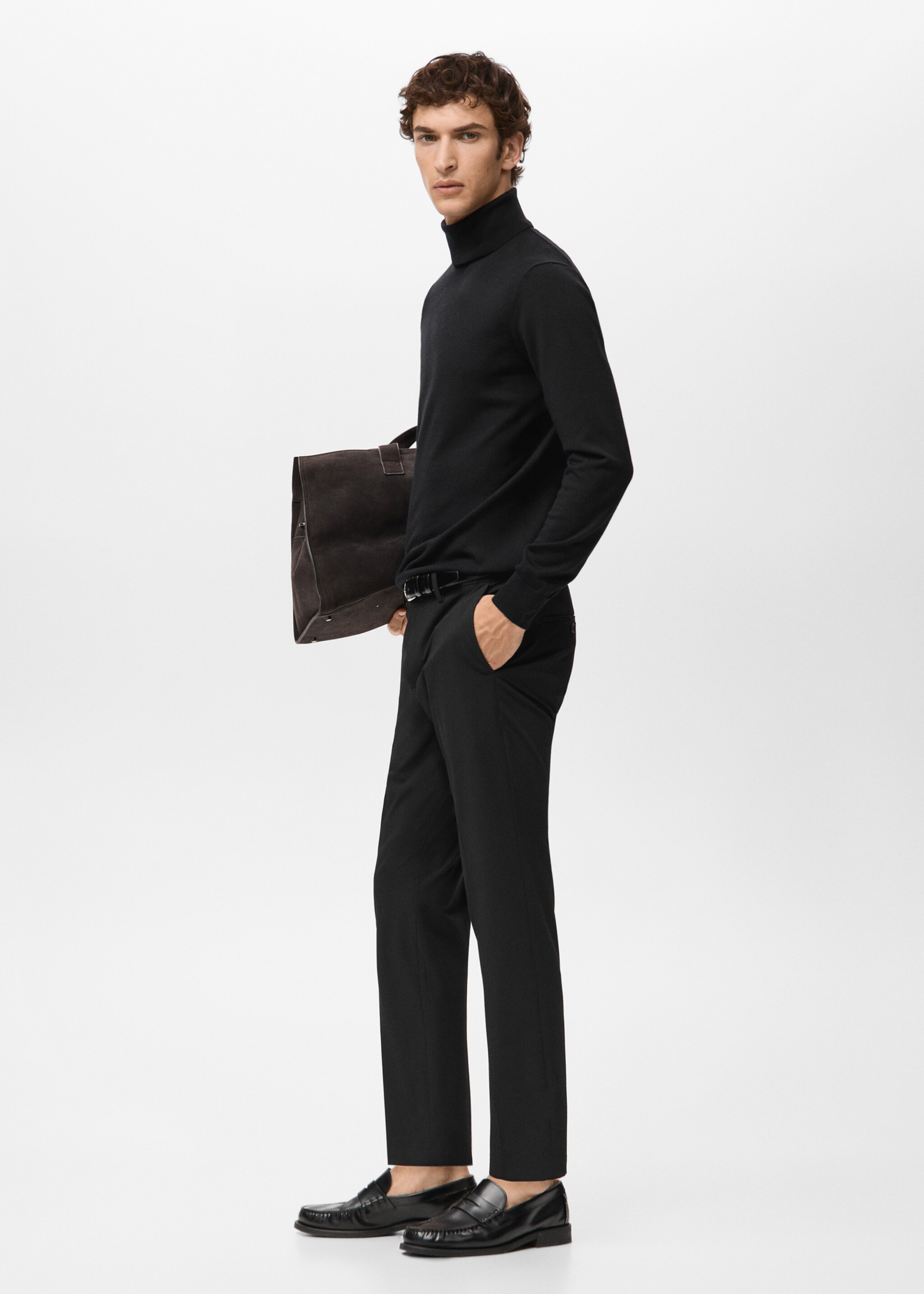 Jersey cuello alto 100% lana merino - Detalle del artículo 2, Negro. Ref: 27041286-00.