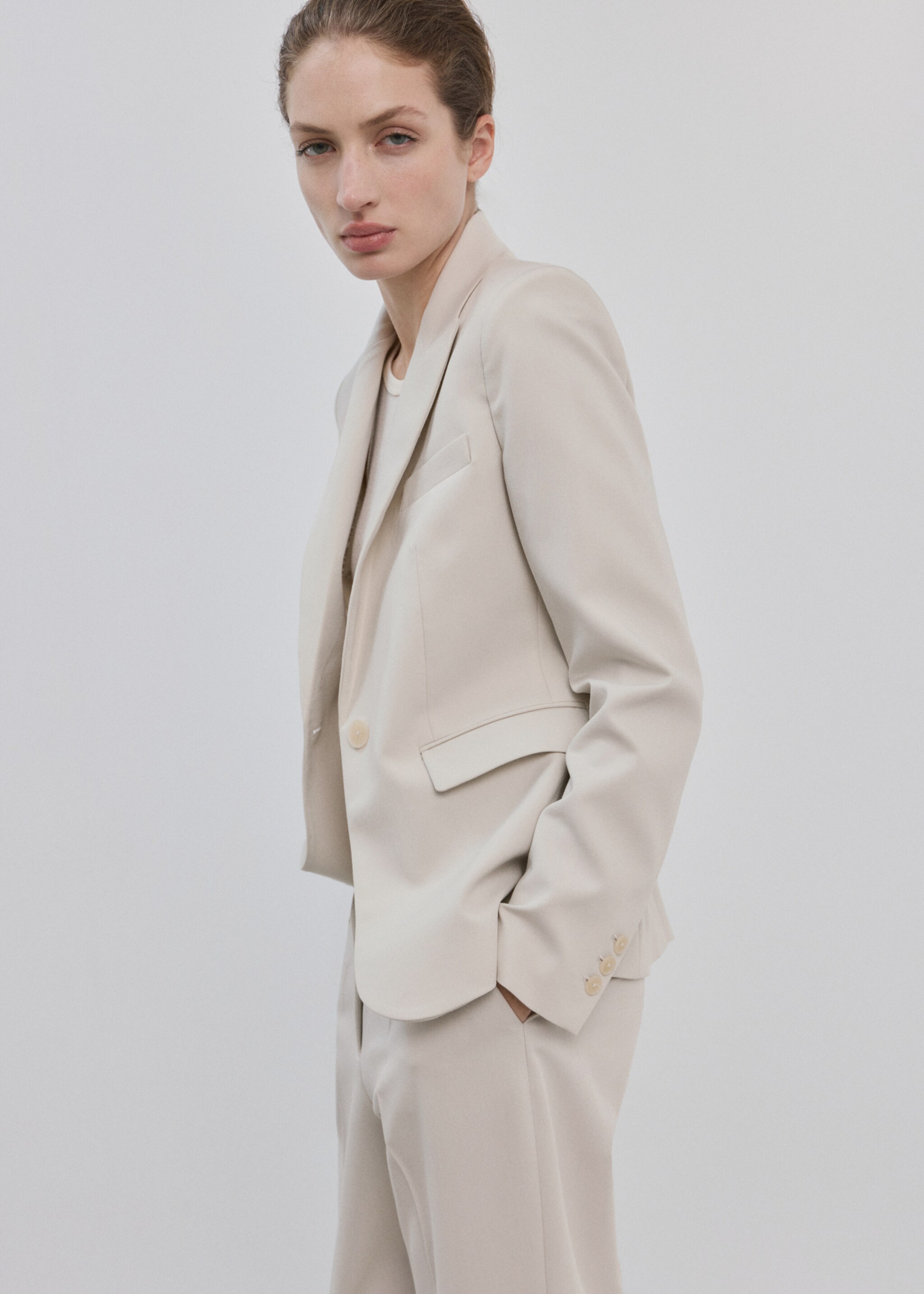 Fitted suit blazer - Medium plane, Light/Pastel Grey. Ref: 27041294-00.