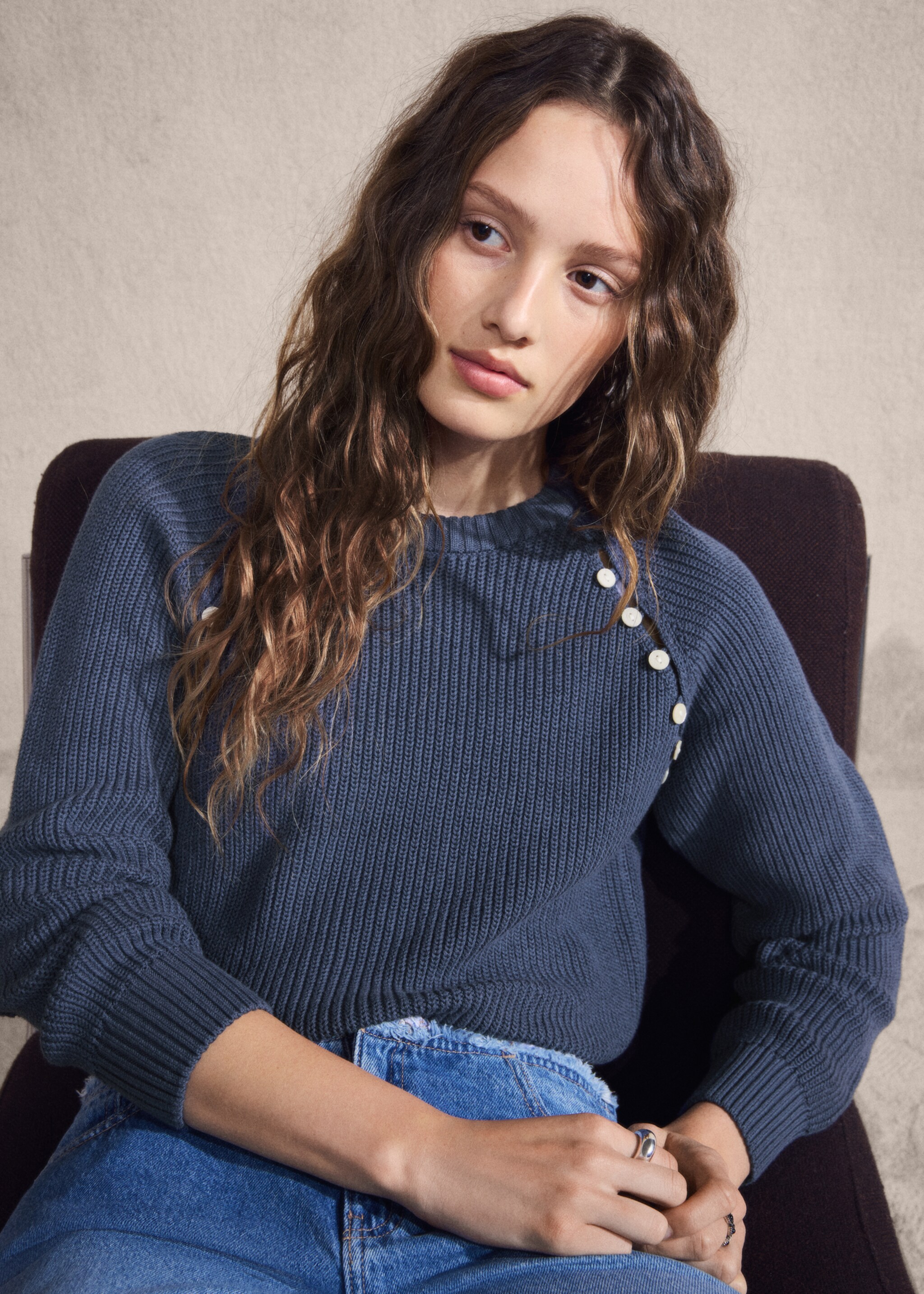 Buttons detail knit sweater - Details of the article 6, Blue. Ref: 27041299-00.