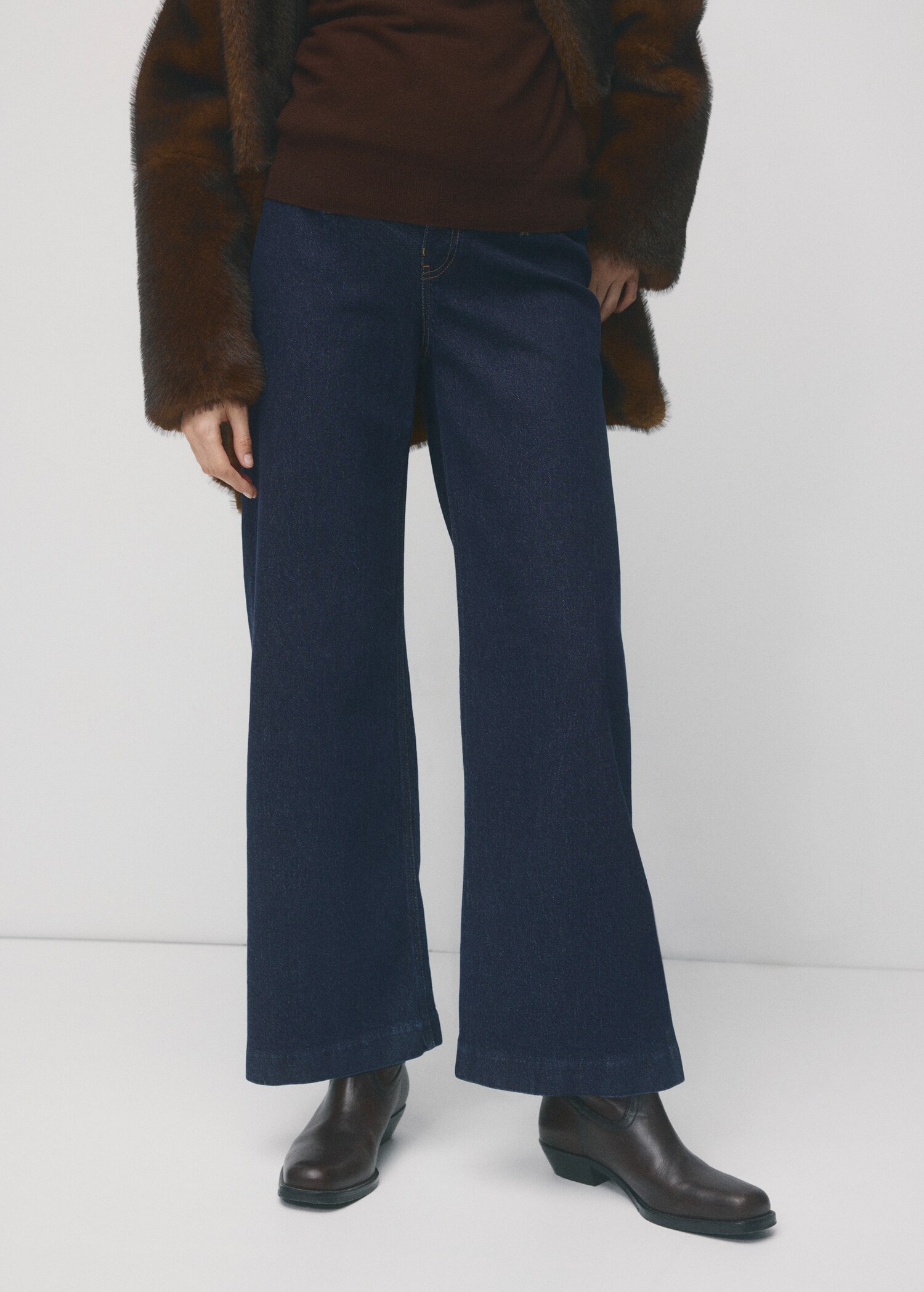 Jeans wide leg premamá - Plano medio