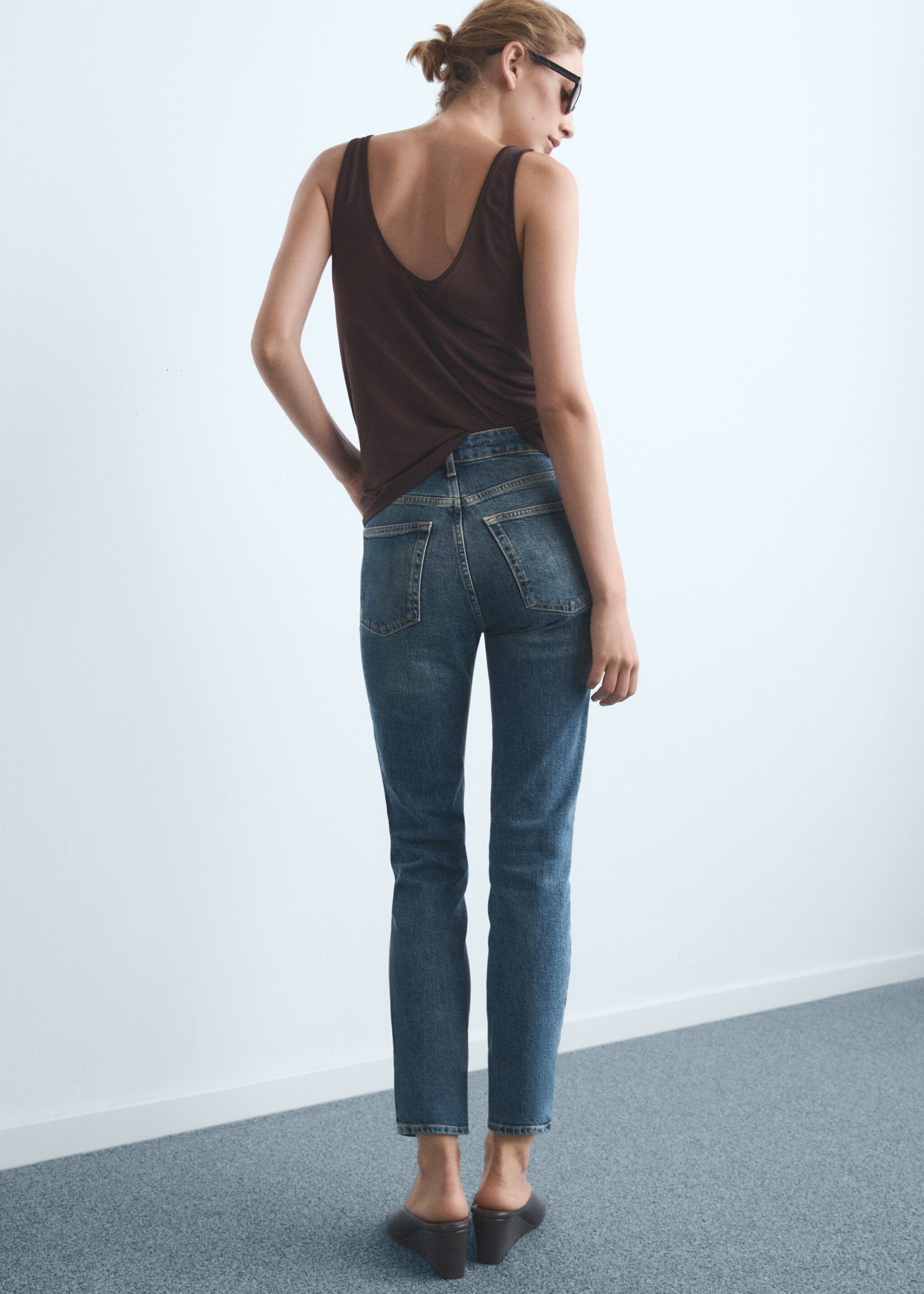 Claudia slim-fit cropped jeans - Achterkant van het artikel, Donkerblauw. Ref: 27041305-00.