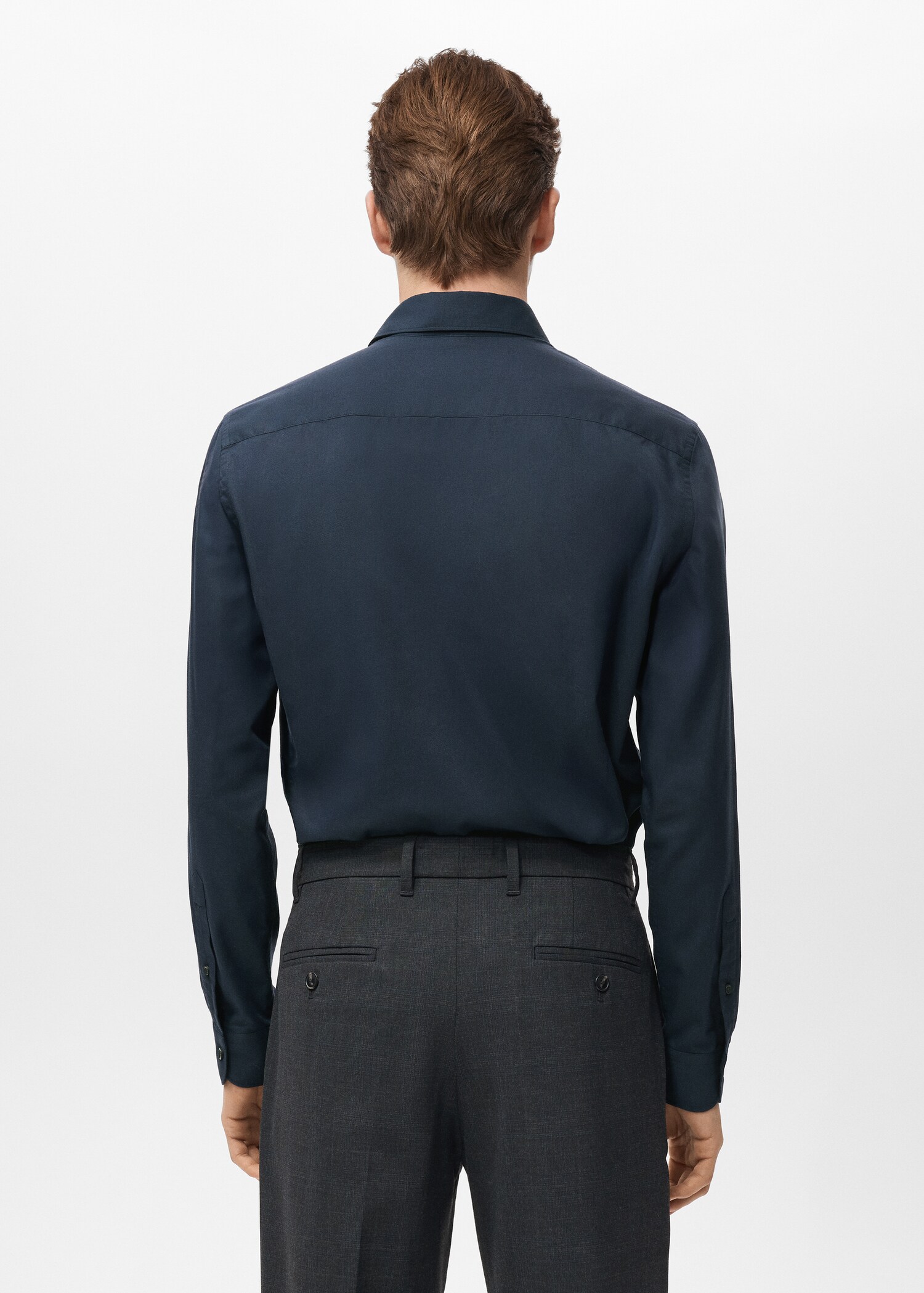 100% cotton slim-fit shirt - Reverse of the article