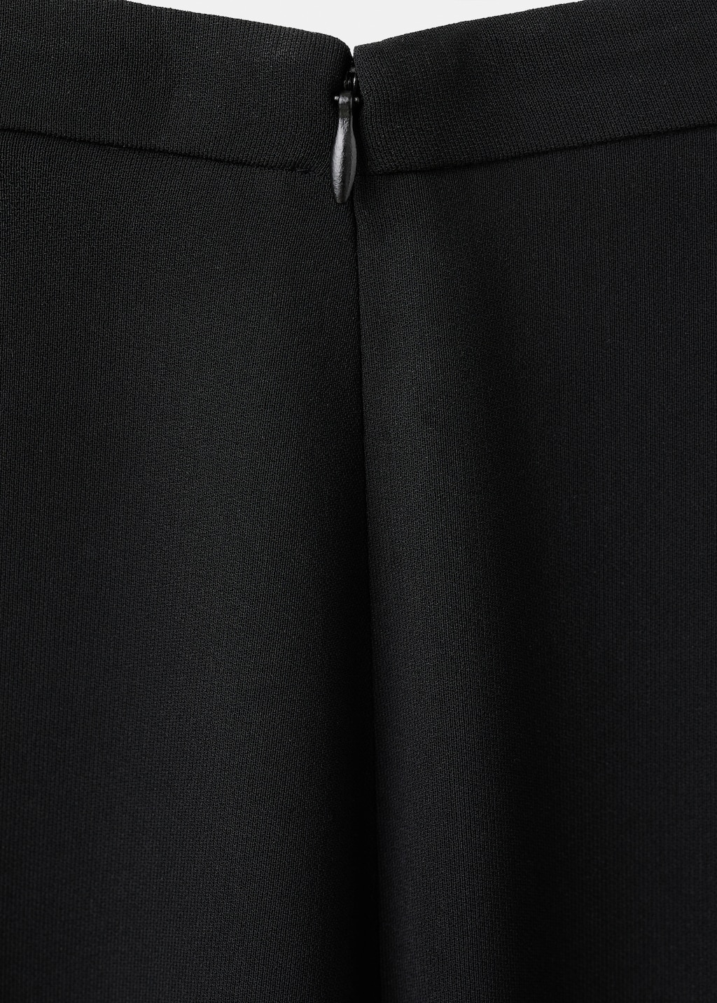 Fine-knit trousers with elastic waist