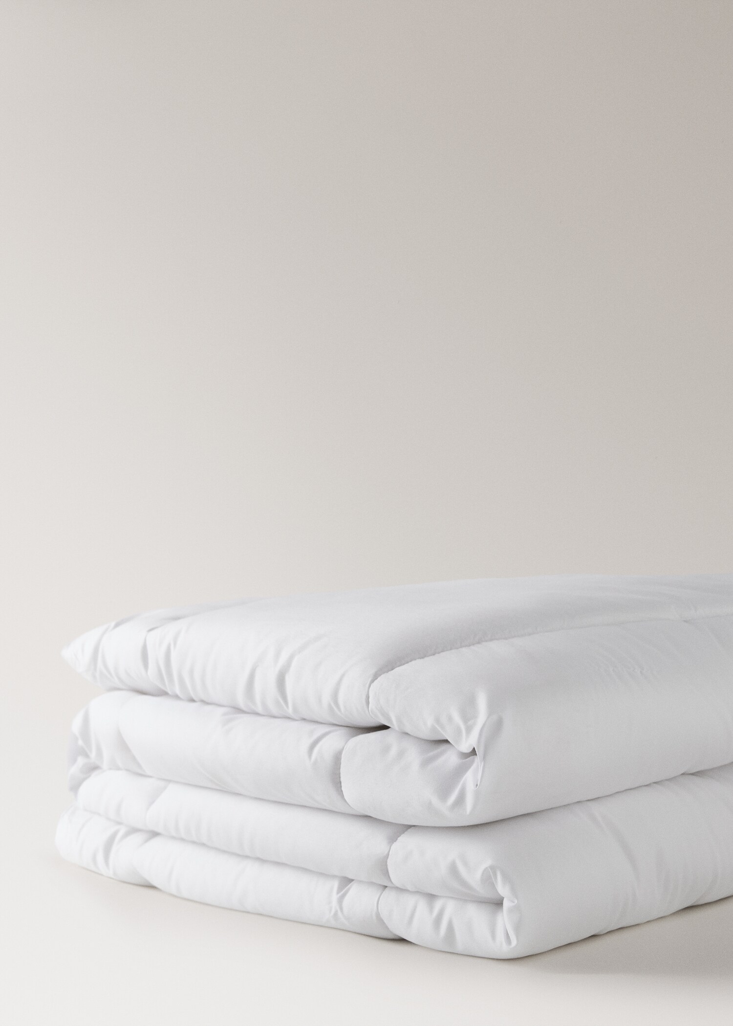 350gr/m2 microfibre duvet filling for 90cm bed - Details of the article 1