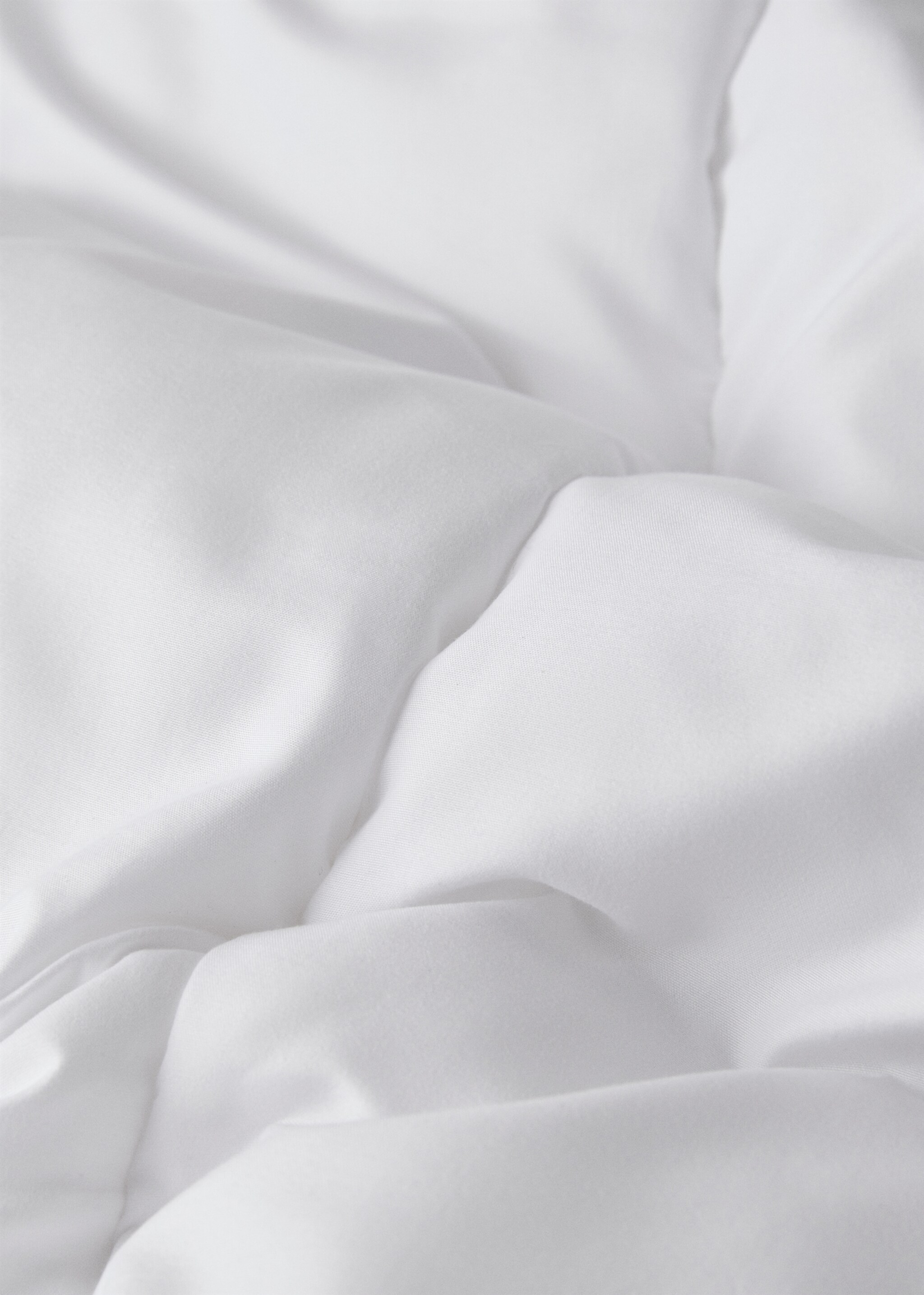 350gr/m2 microfibre duvet filling for 90cm bed - Details of the article 3, White. Ref: 27041322-00.