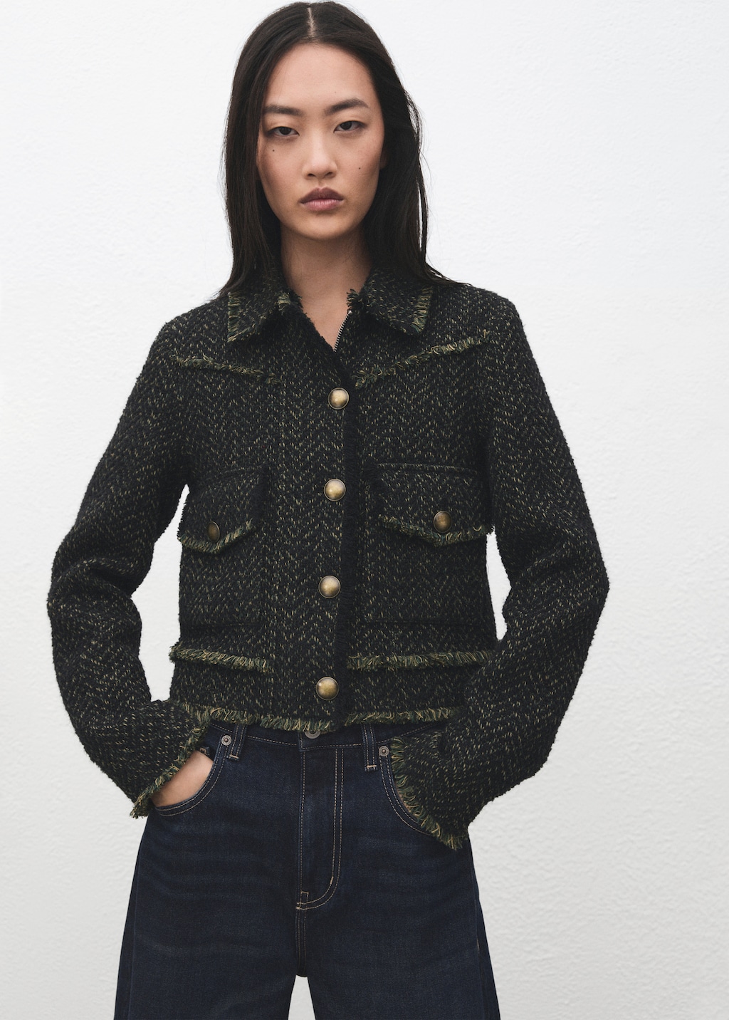 Tweed jacket with notched lapel collar