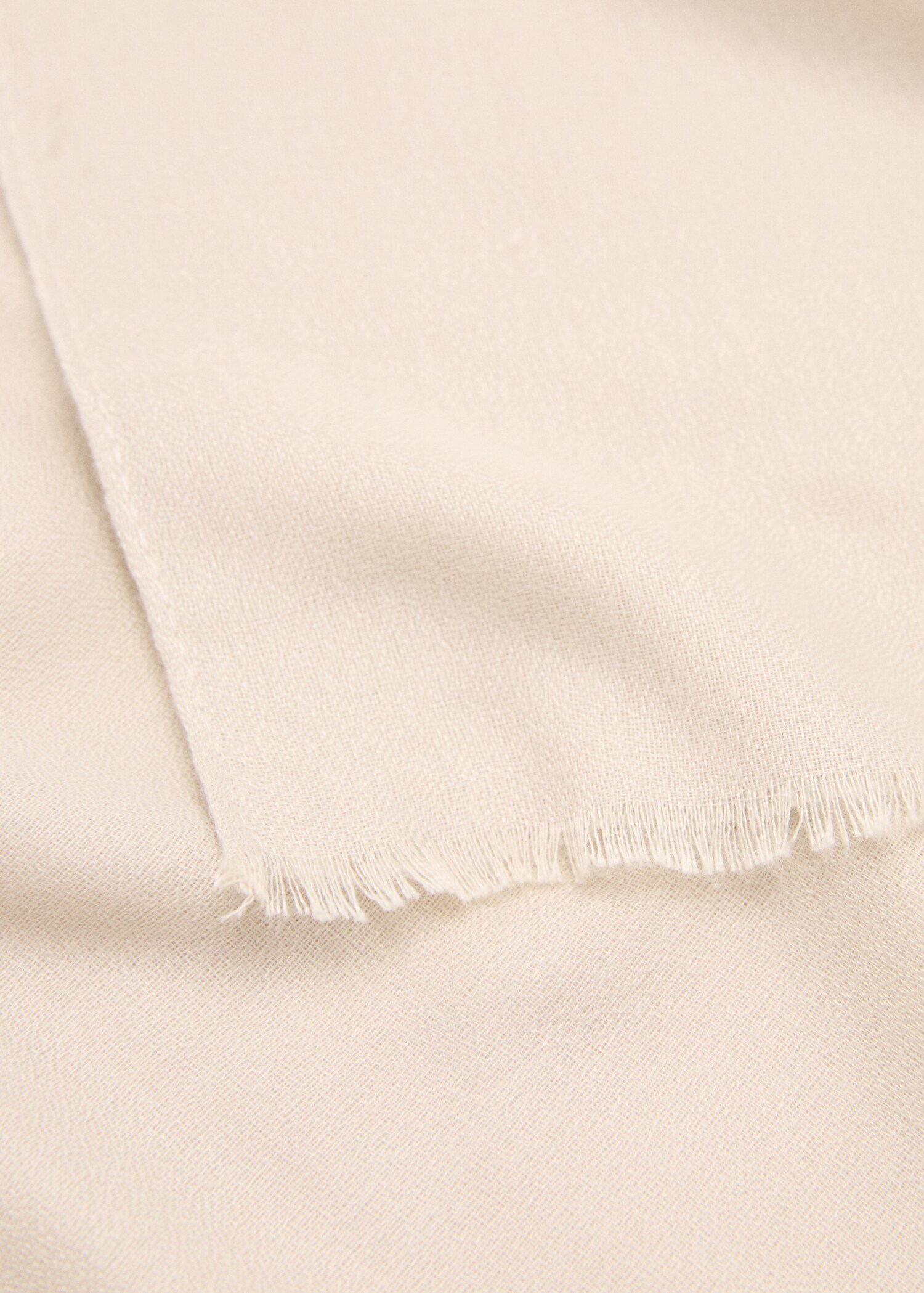 Schal mit Fransensaum - Mittlere Ansicht