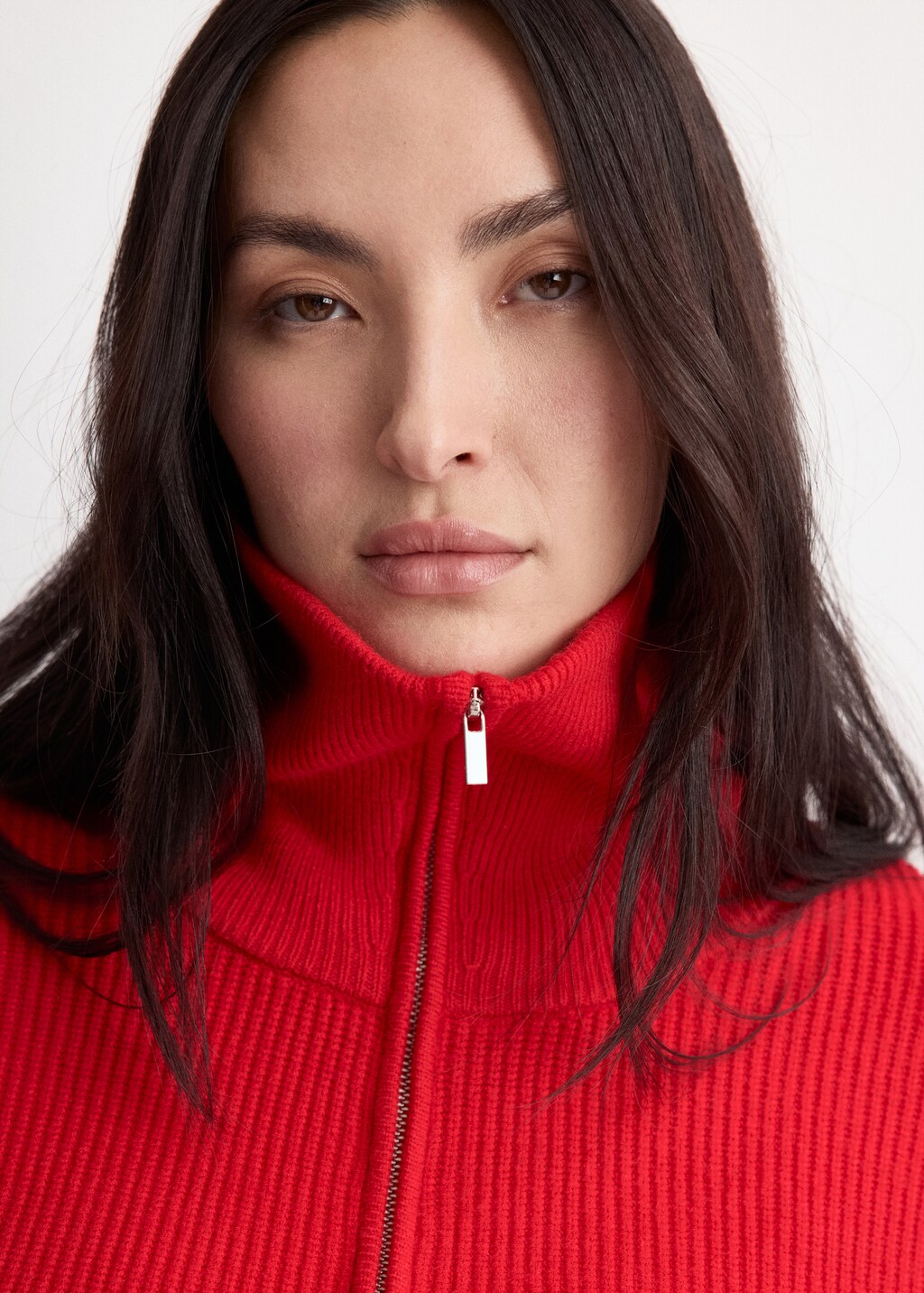 Mango Sweater with contrasting zipper collar