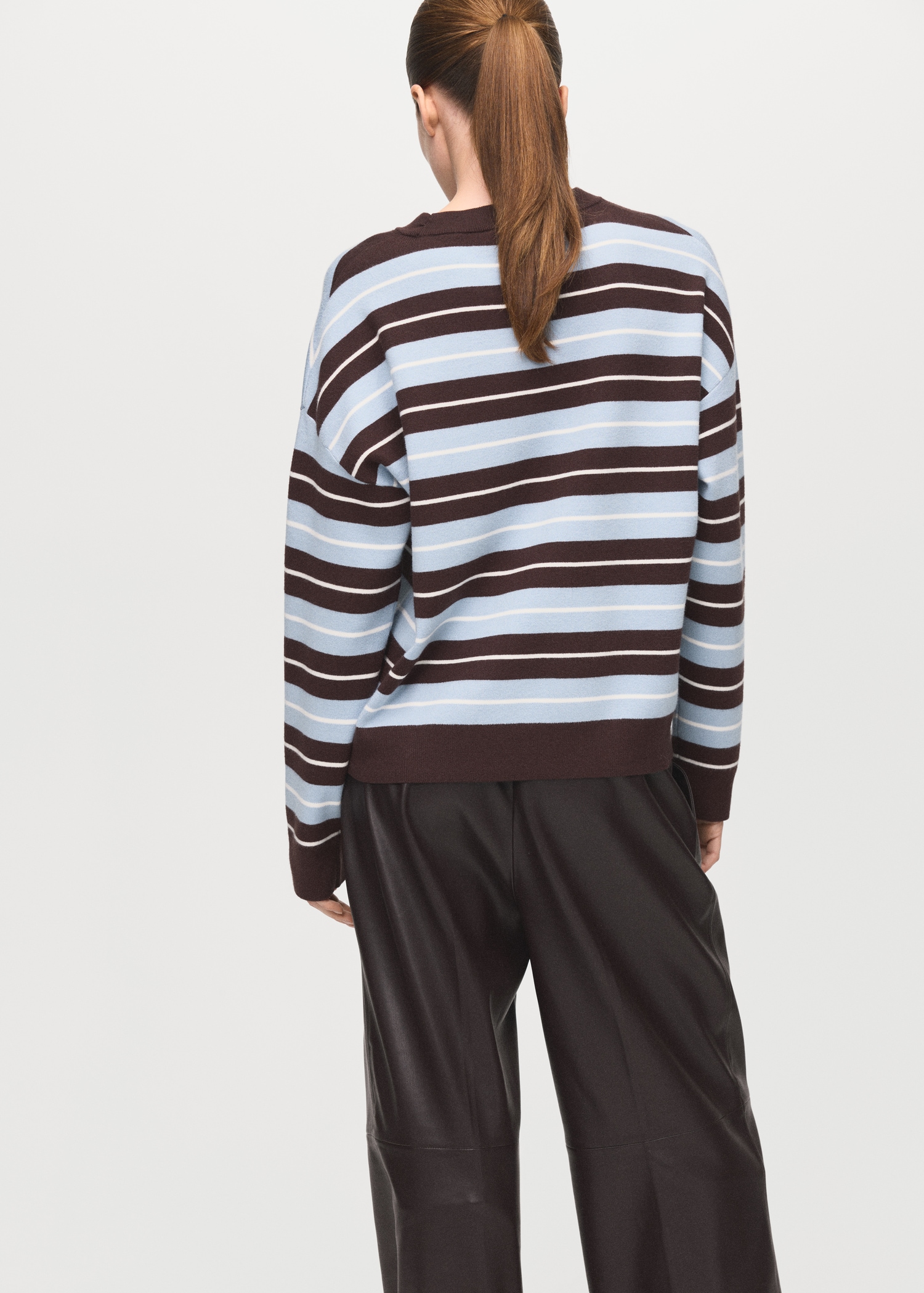 Oversized striped sweater - Reverse of the article