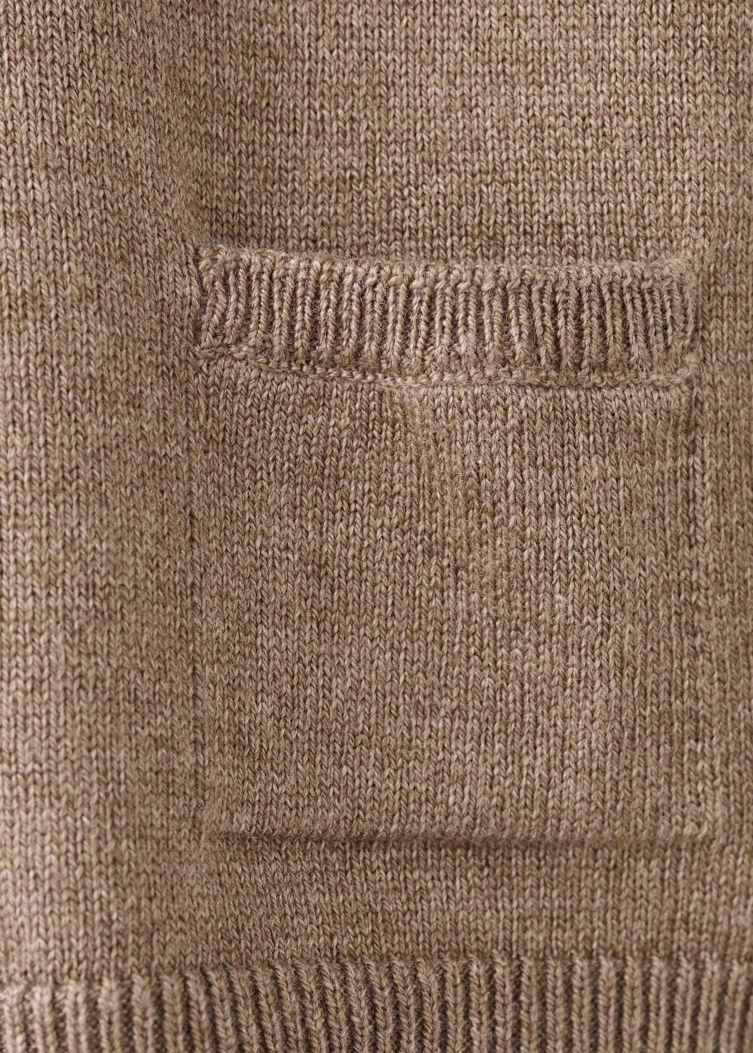 Knit pocket sweater - Details of the article 0