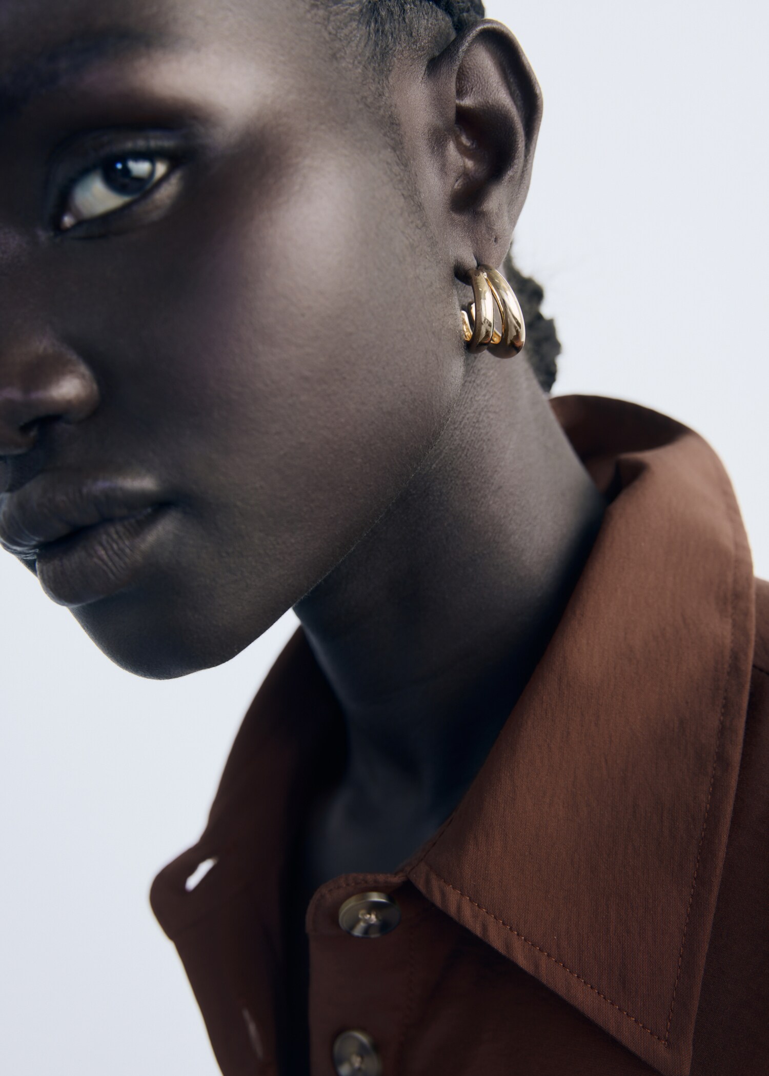 Double hoop earrings - Details of the article 9
