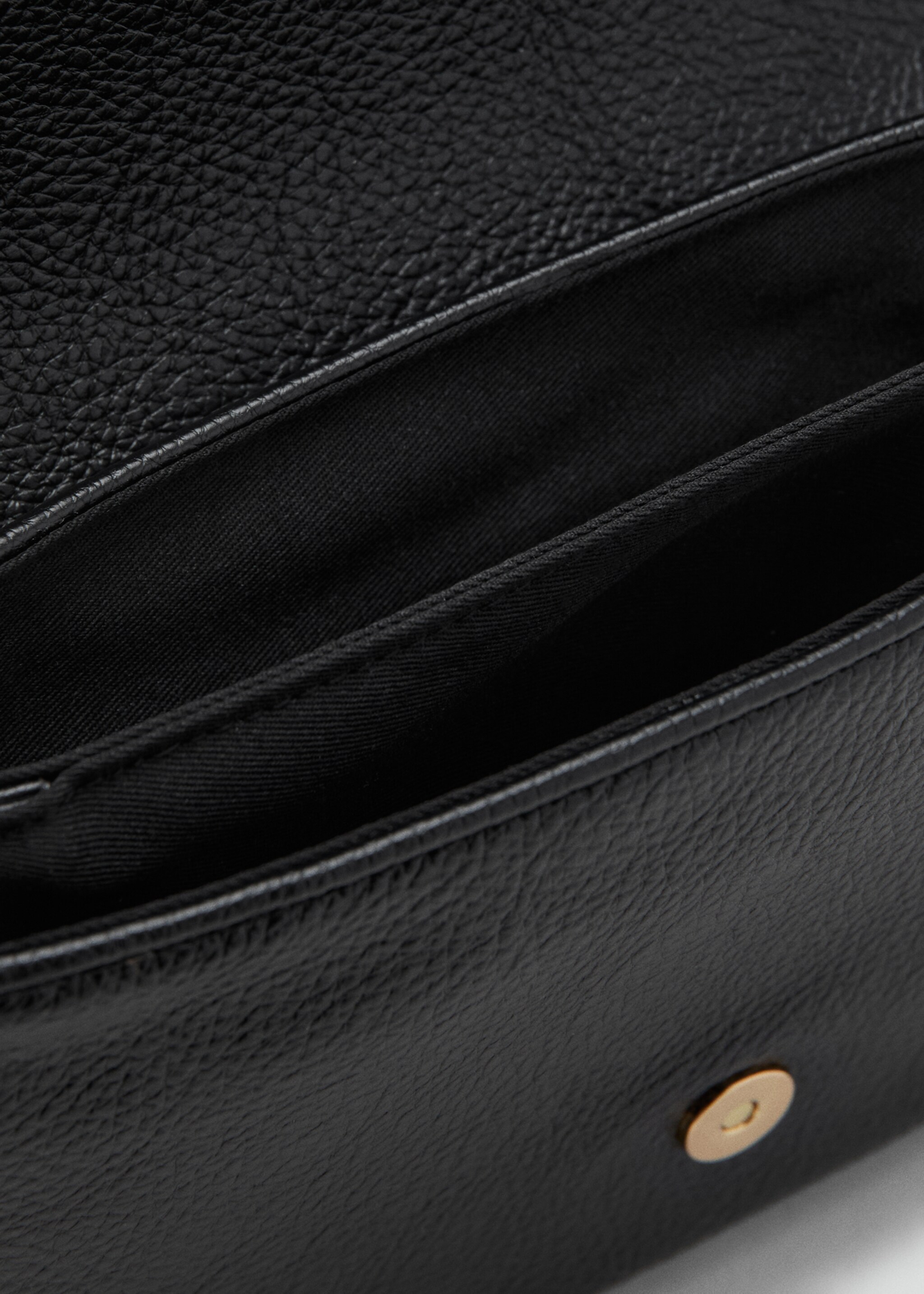 Small crossbody bag - Details of the article 2, Black. Ref: 27041341-00.