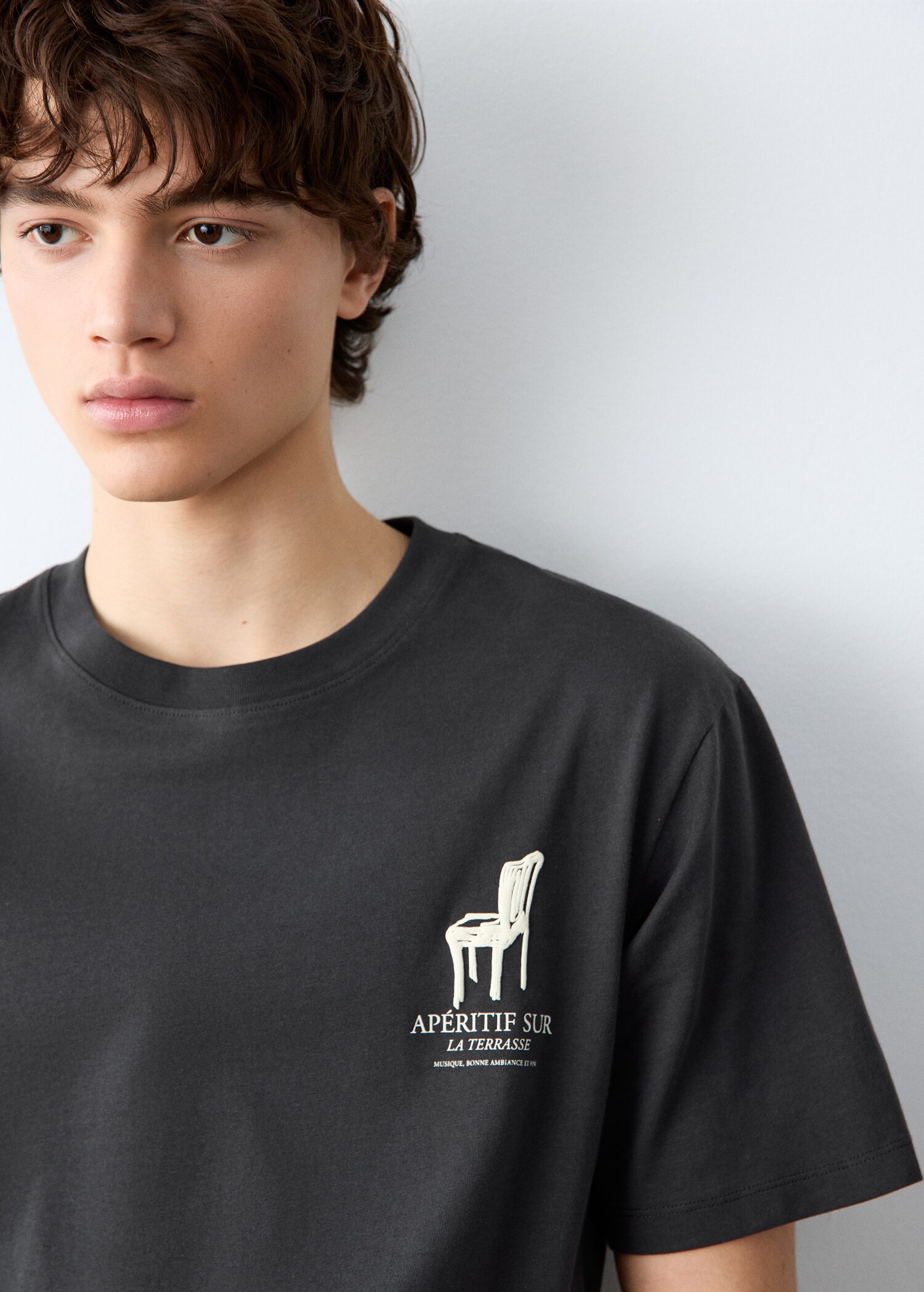 Short-sleeved printed t-shirt - Details of the article 1