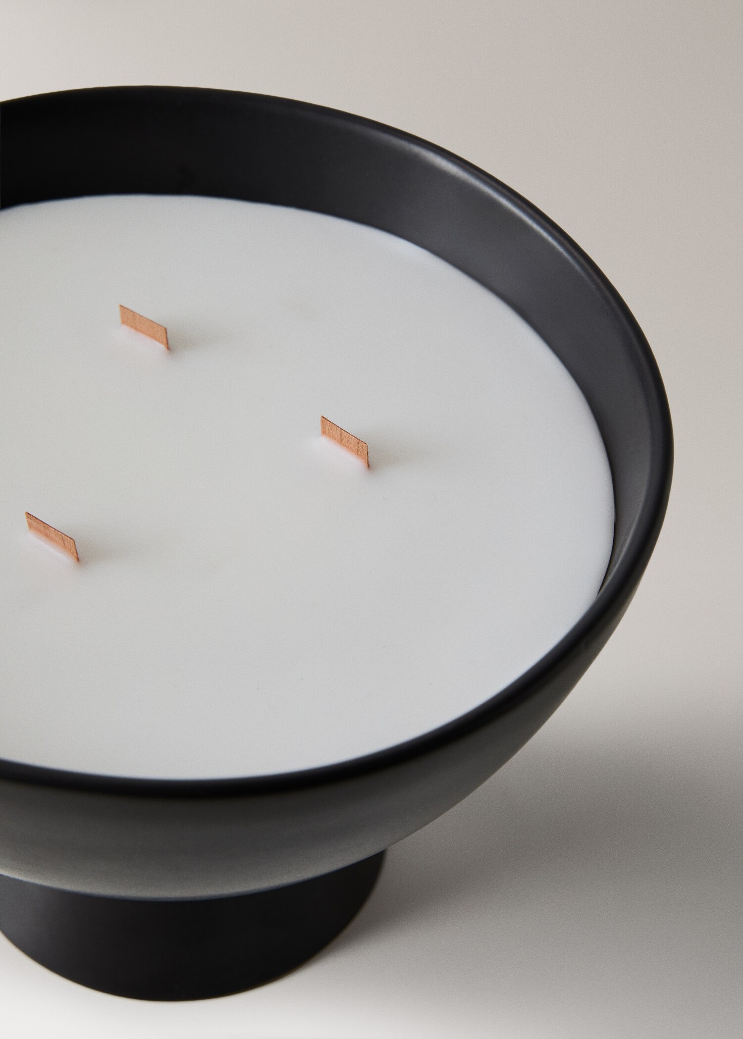 Bougie décorative à pied - Détail de l'article 1