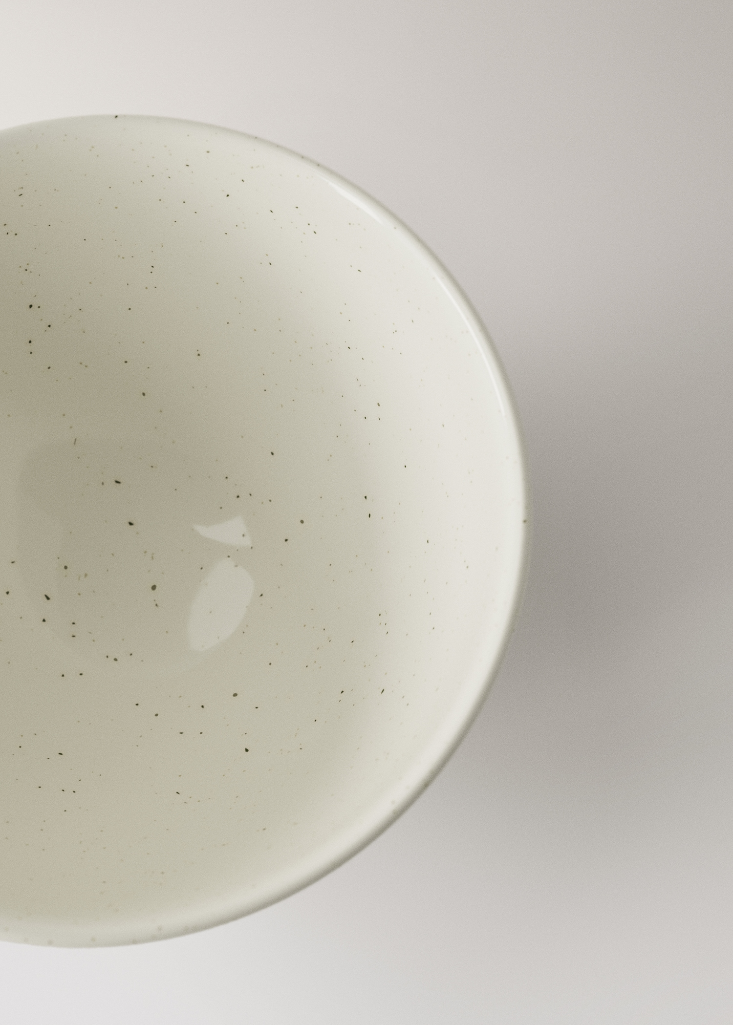 Schale aus Gres mit Punkten - Detail des Artikels 2