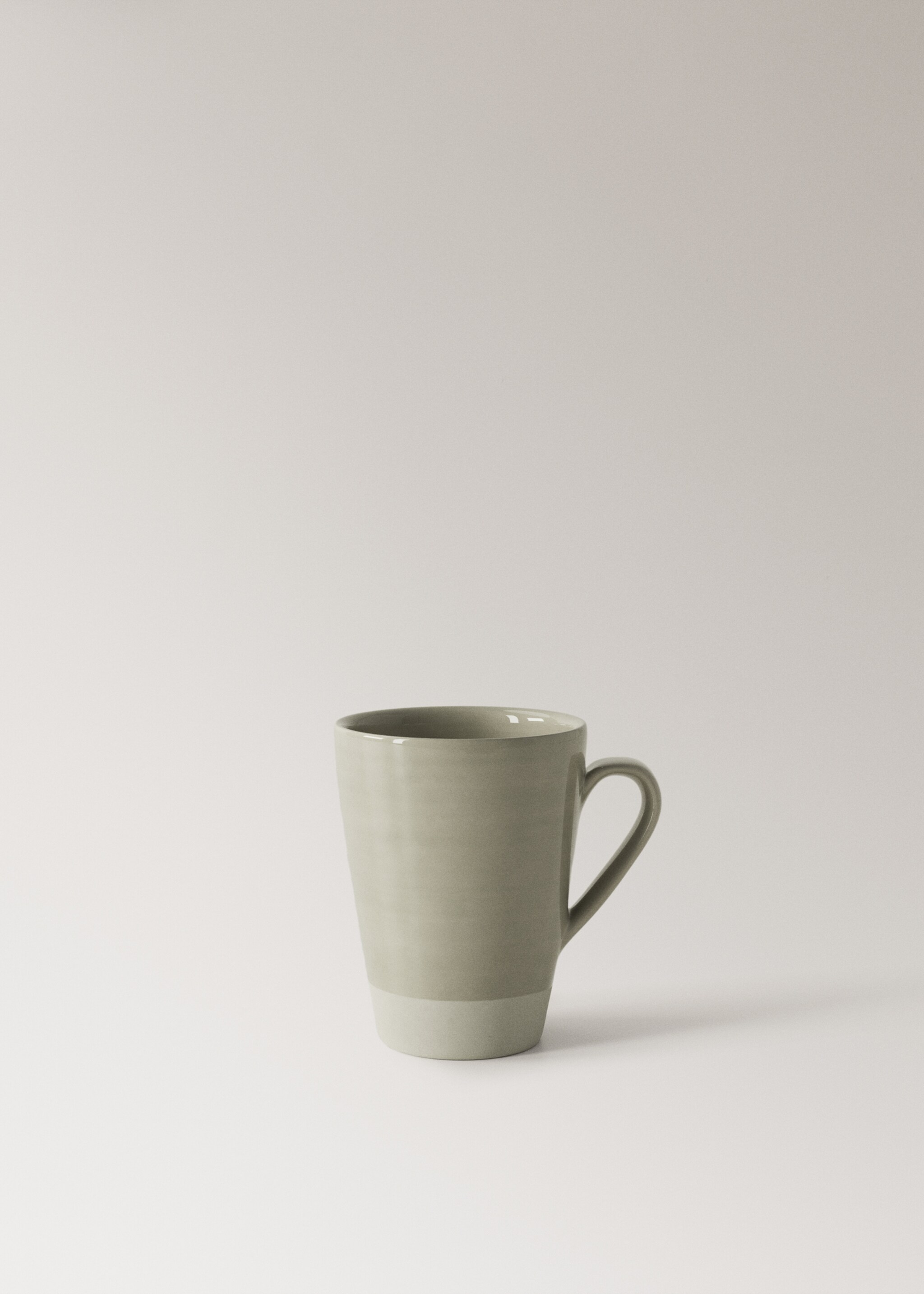 Stoneware tea cup line - Article without model, Chocolate. Ref: 27041529-00.