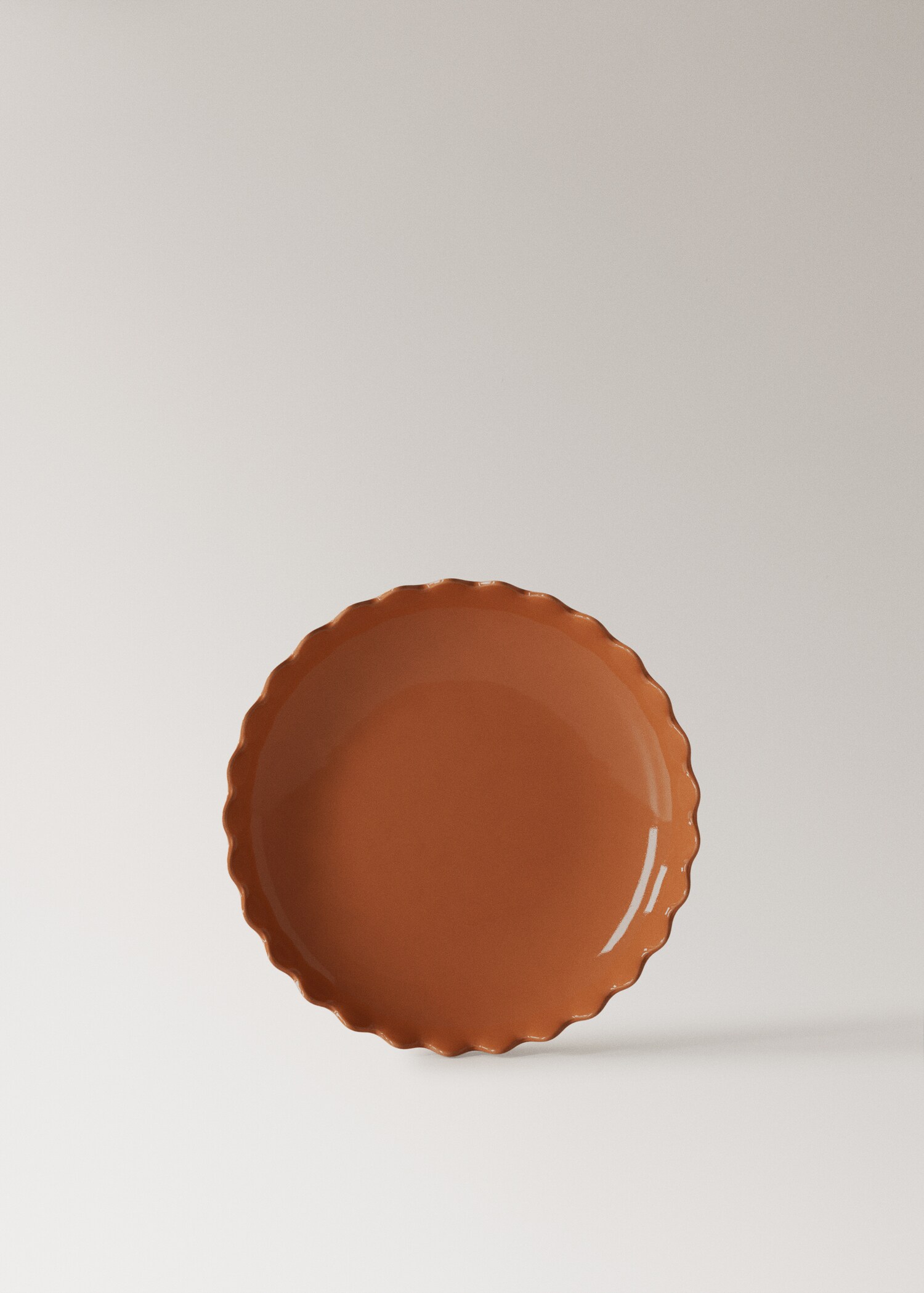 Wave-patterned stoneware bowl in color - Article without model