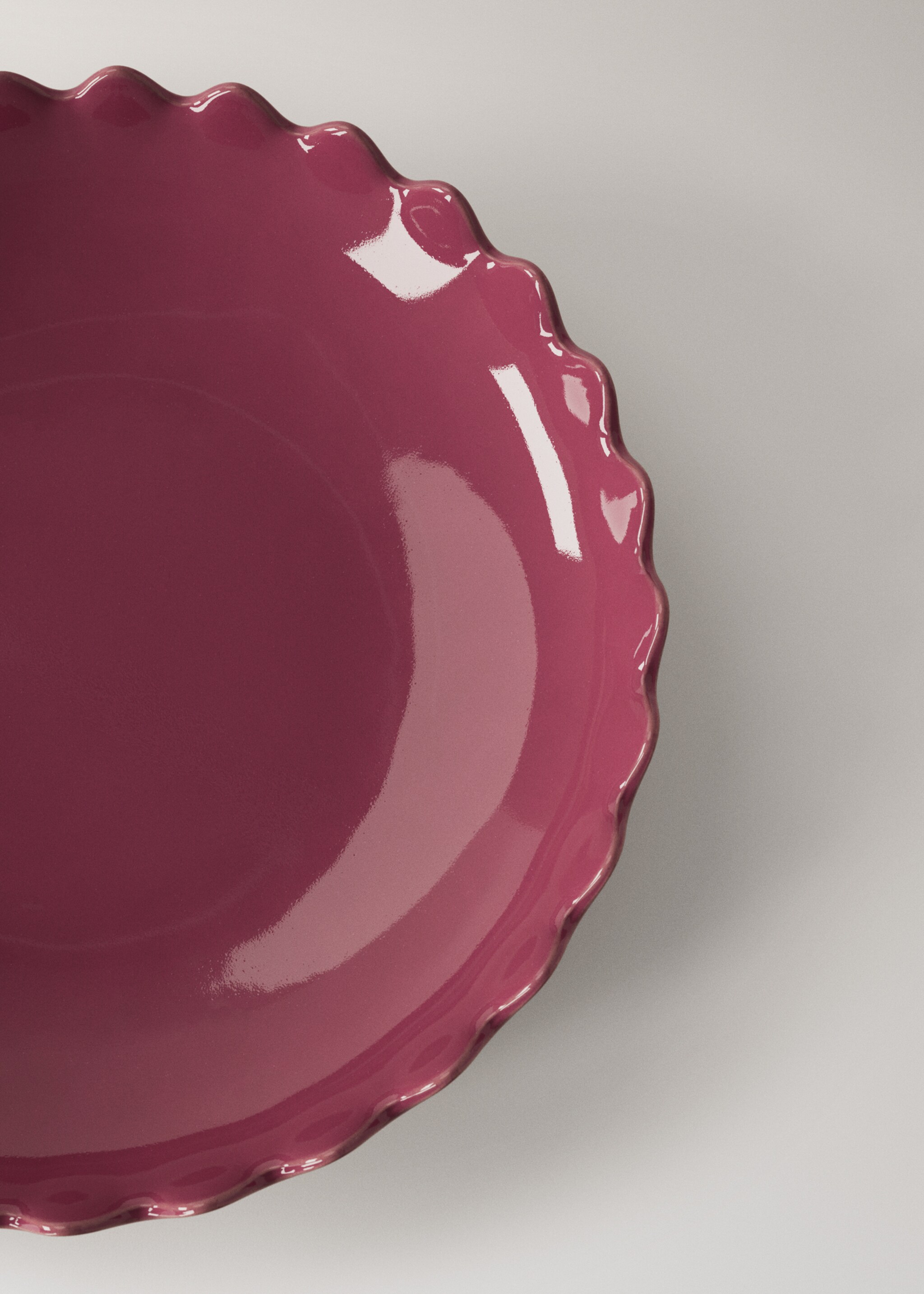 Wave-patterned stoneware bowl in color - Details of the article 1, Maroon. Ref: 27041530-00.