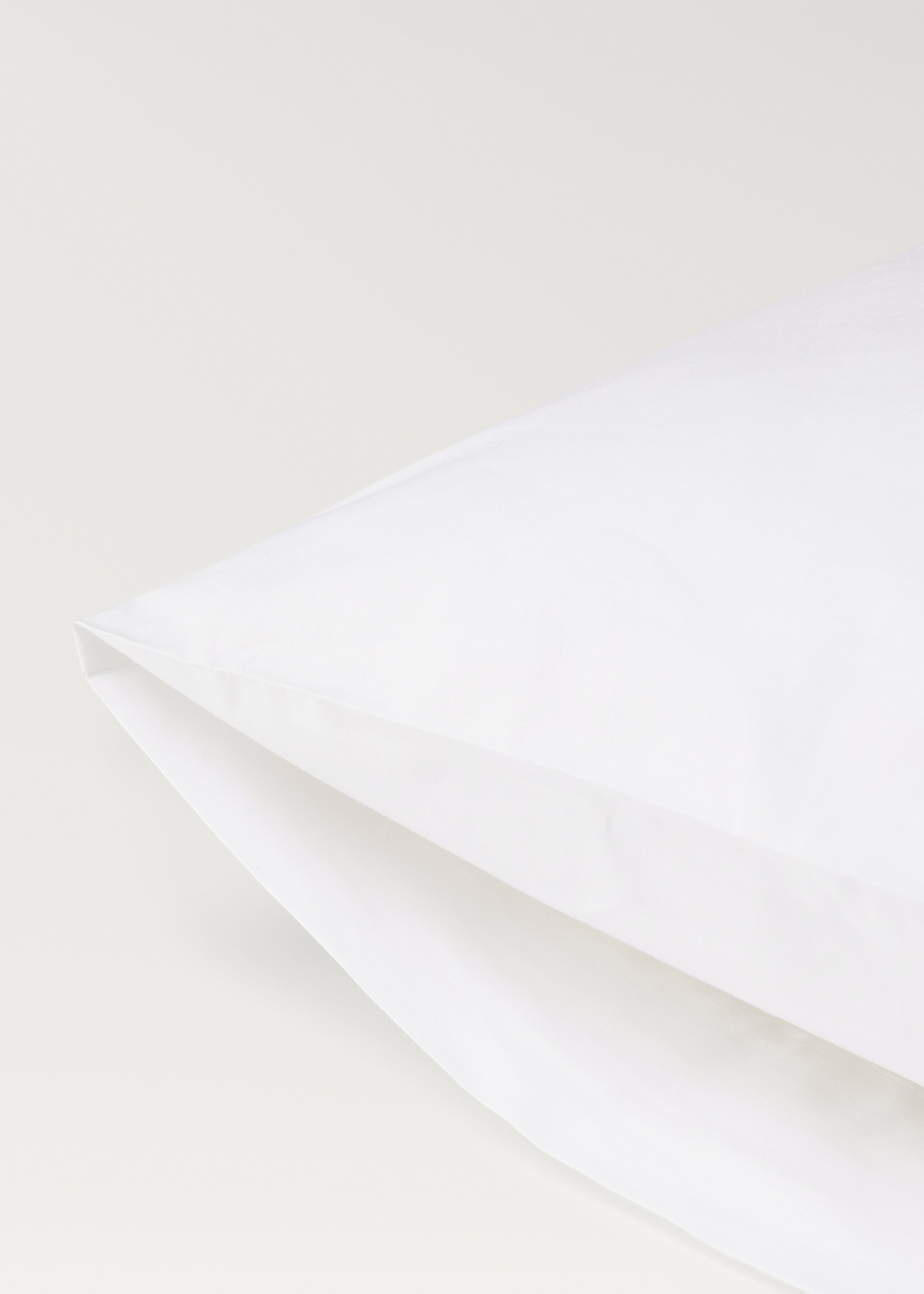 Two cotton percale pillowcases with lace insert 50x75 cm - Details of the article 2, White. Ref: 27042894-00.