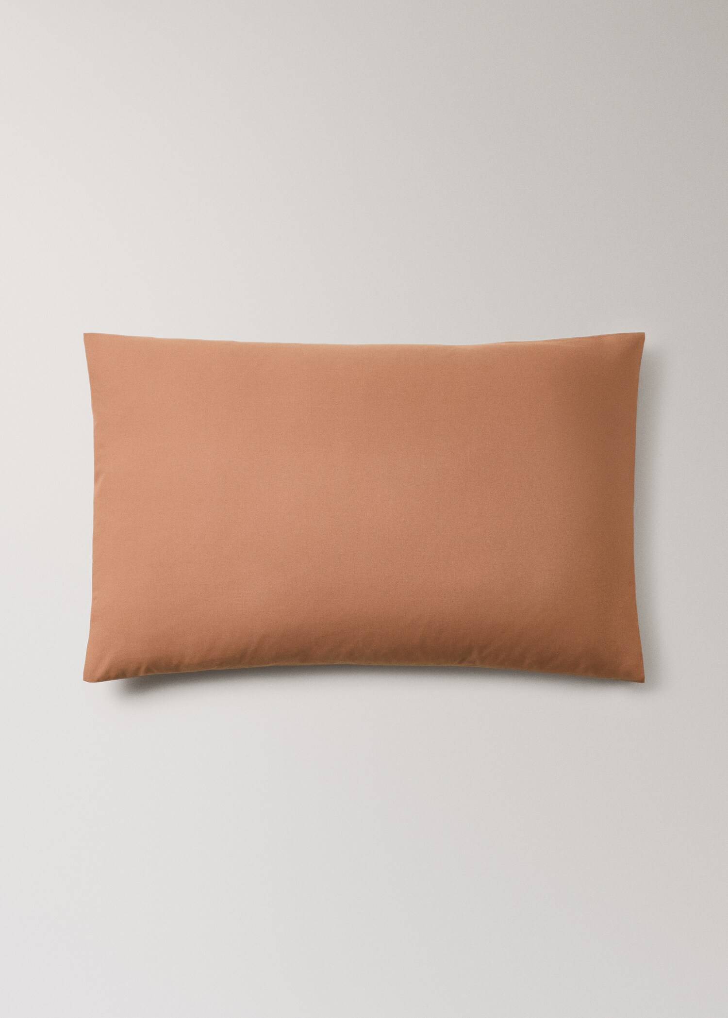 Two 200-thread count percale cotton pillowcases 50x75cm - Article without model