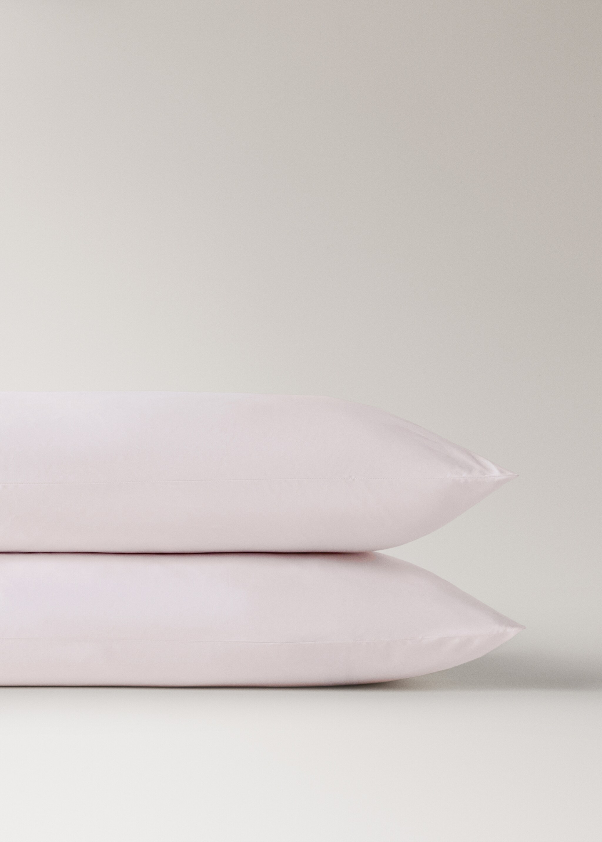 Two 200-thread count percale cotton pillowcases 50x75cm - Details of the article 3, Light Pink. Ref: 27042917-00.