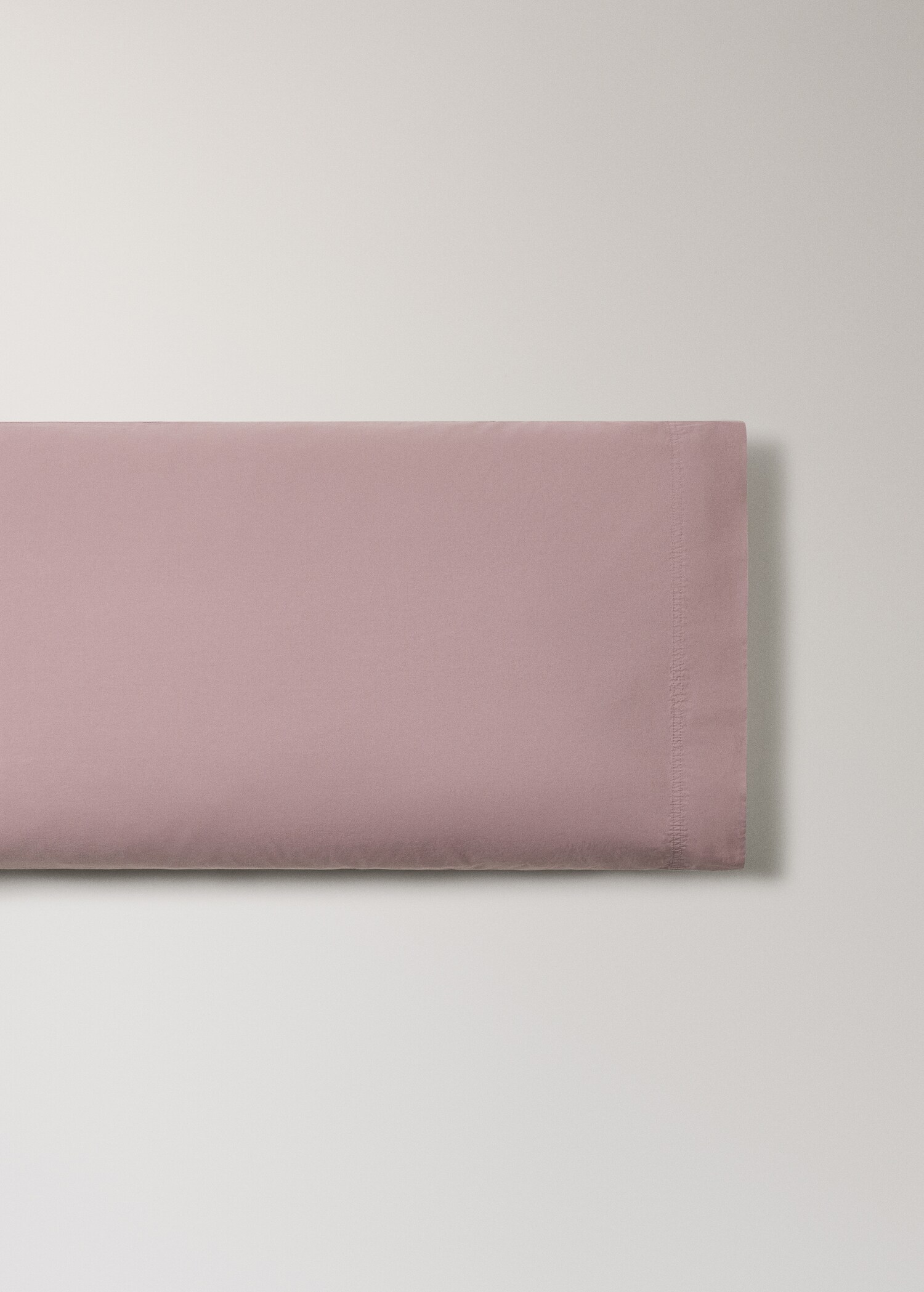 Zwei Kopfkissenbezüge aus Baumwolle mit doppeltem Steppstich, 300er Fadendichte, 45 x 110 cm - Artikel ohne Model