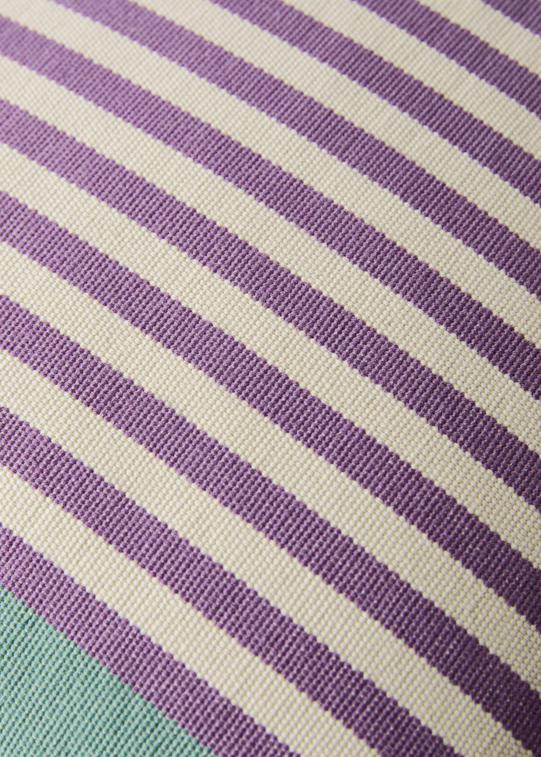 Cotton stripe cushion cover 40x60 cm - Details of the article 3, Blackberry. Ref: 27042923-00.