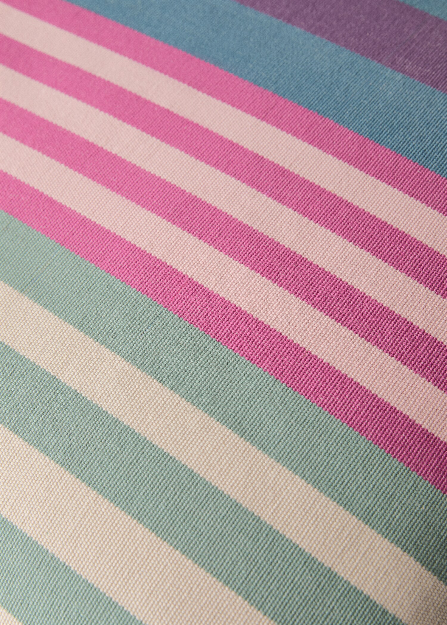 Cotton cushion cover with striped design 50x50 cm - Details of the article 3