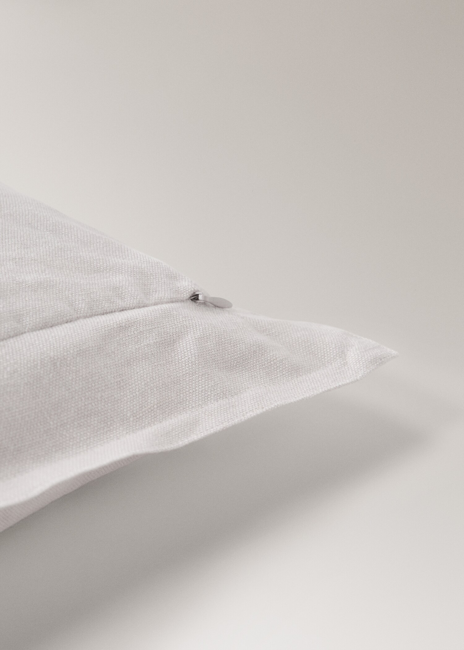 Linen cushion cover with flange 30x50 cm - Details of the article 3
