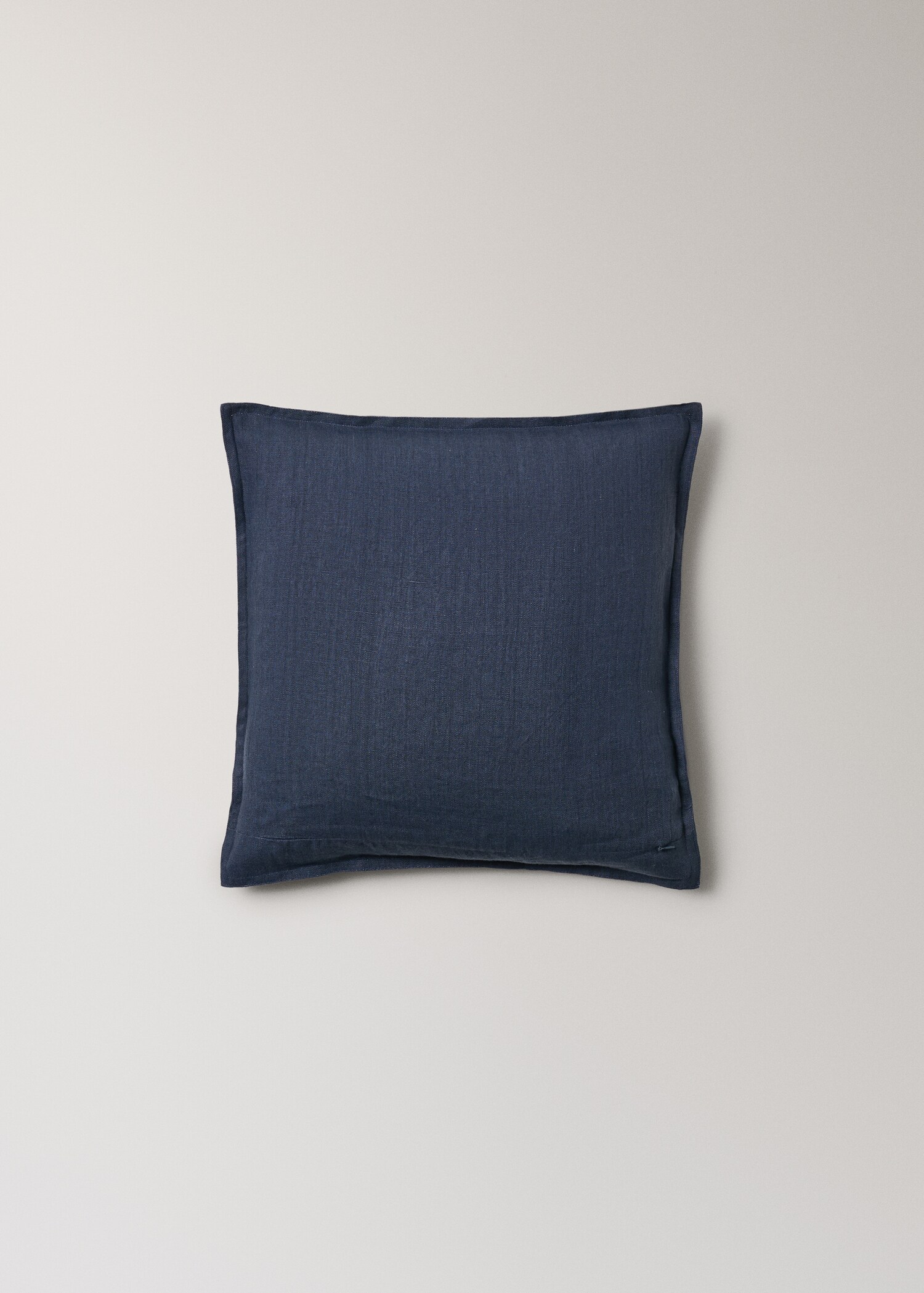 Linen cushion cover with flange 45x45 cm - Details of the article 1