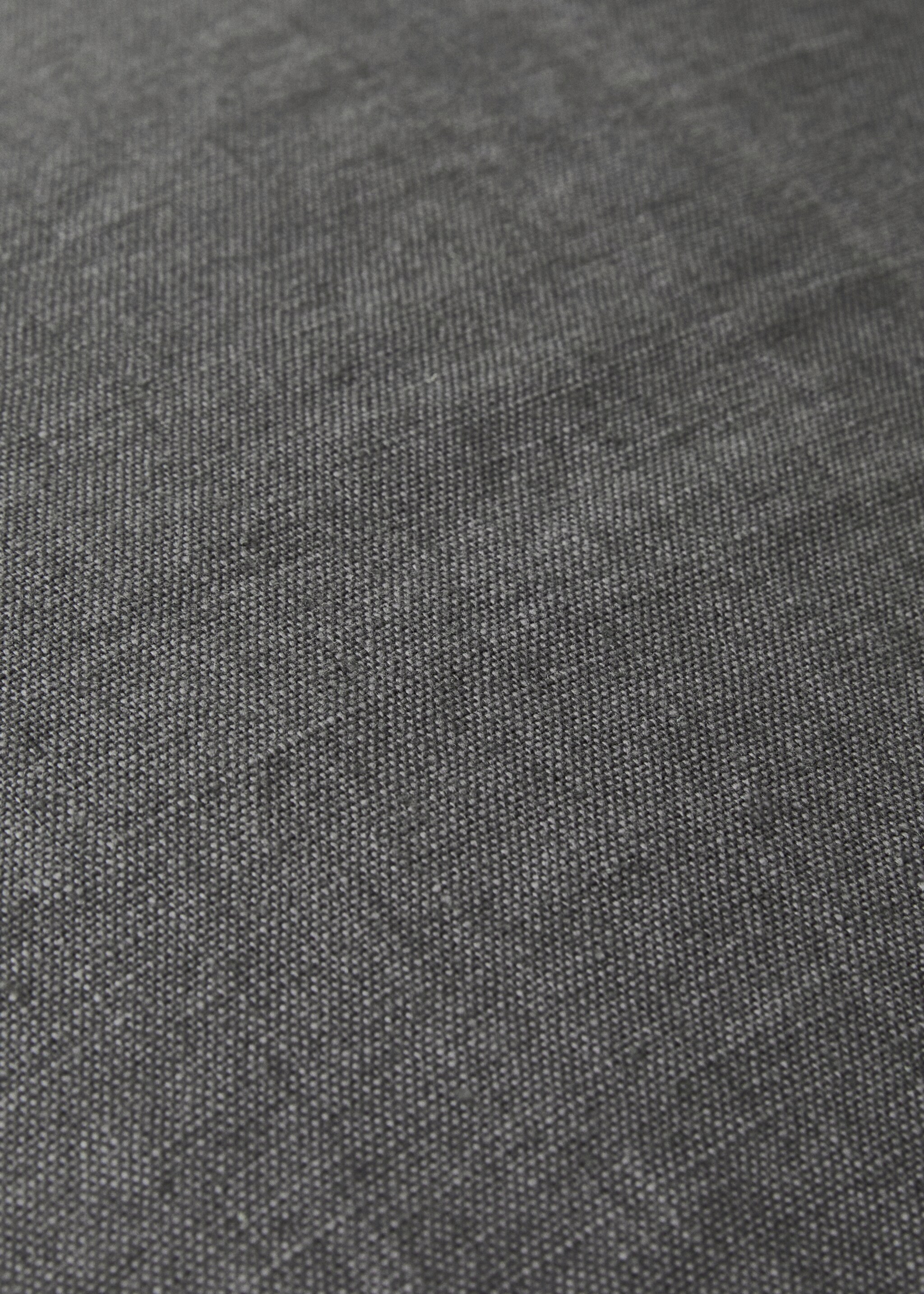 Linen cushion cover with flange 45x45 cm - Details of the article 4, Charcoal. Ref: 27042929-00.