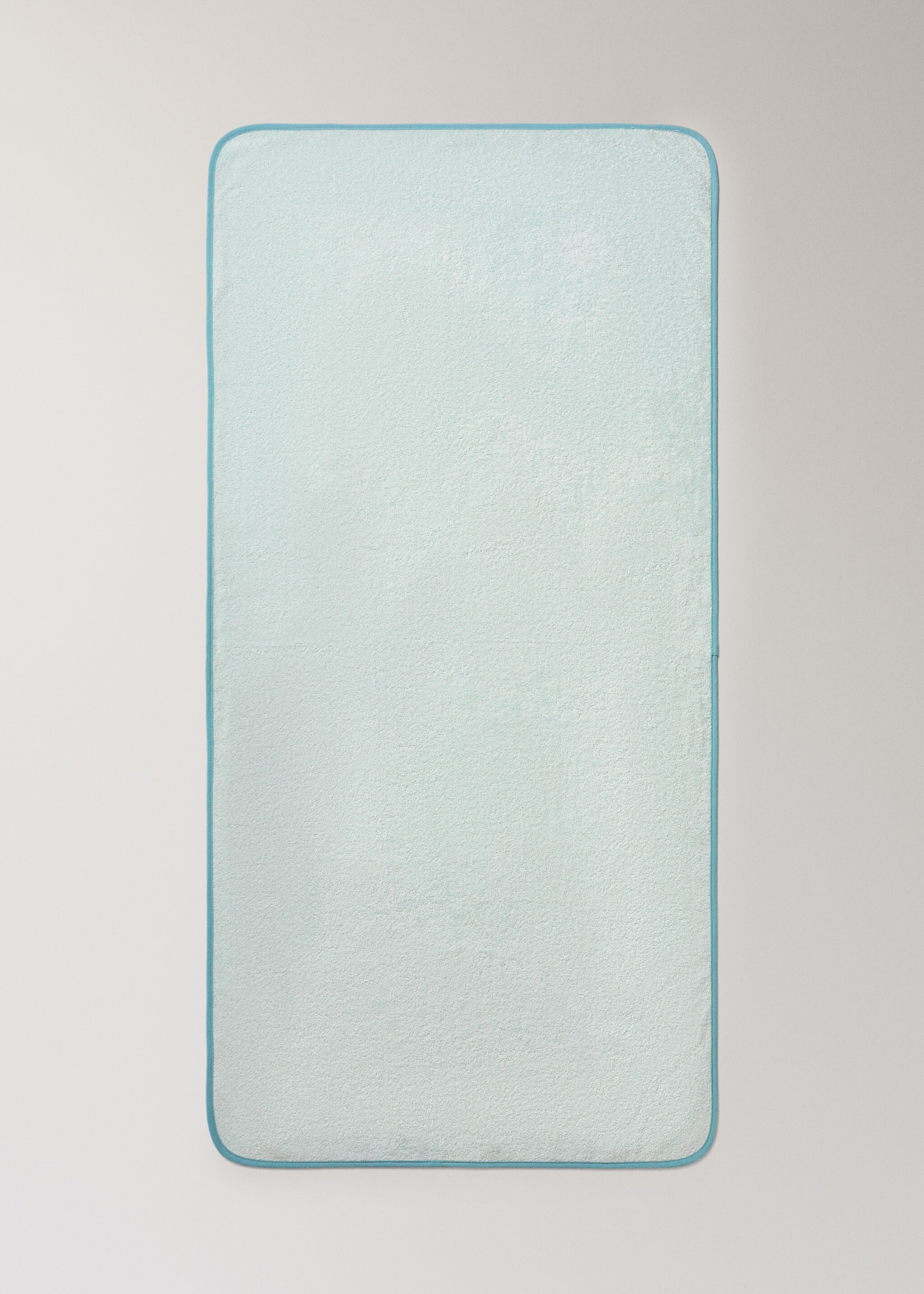 Children's bath towel with contrasting trim - Details of the article 3, Mint Green. Ref: 27042936-00.