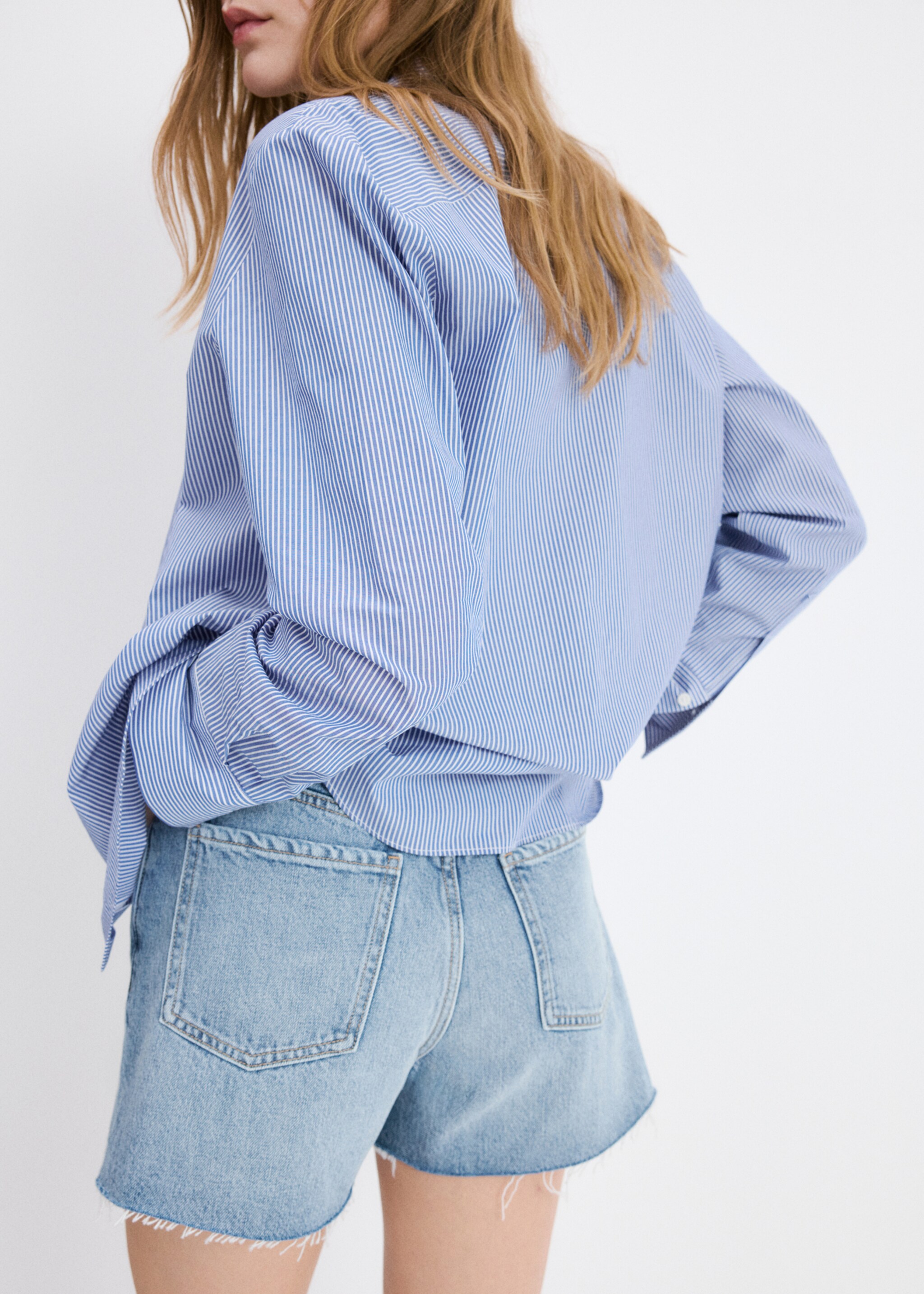 Denim shorts with frayed hem - Reverse of the article, Medium Blue. Ref: 27043281-00.