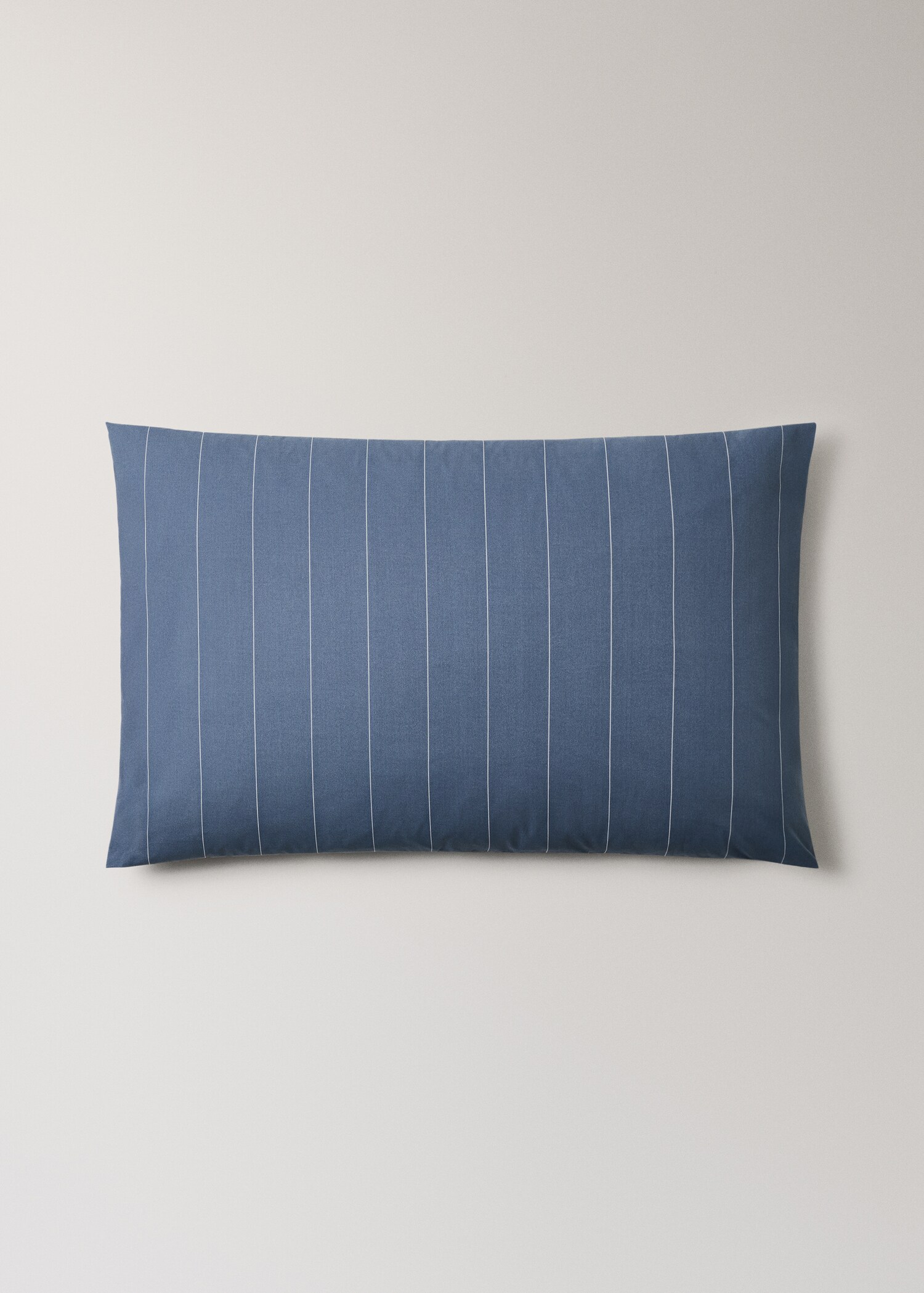 Two 100% cotton reversible striped pillowcases 50x75cm - Article without model