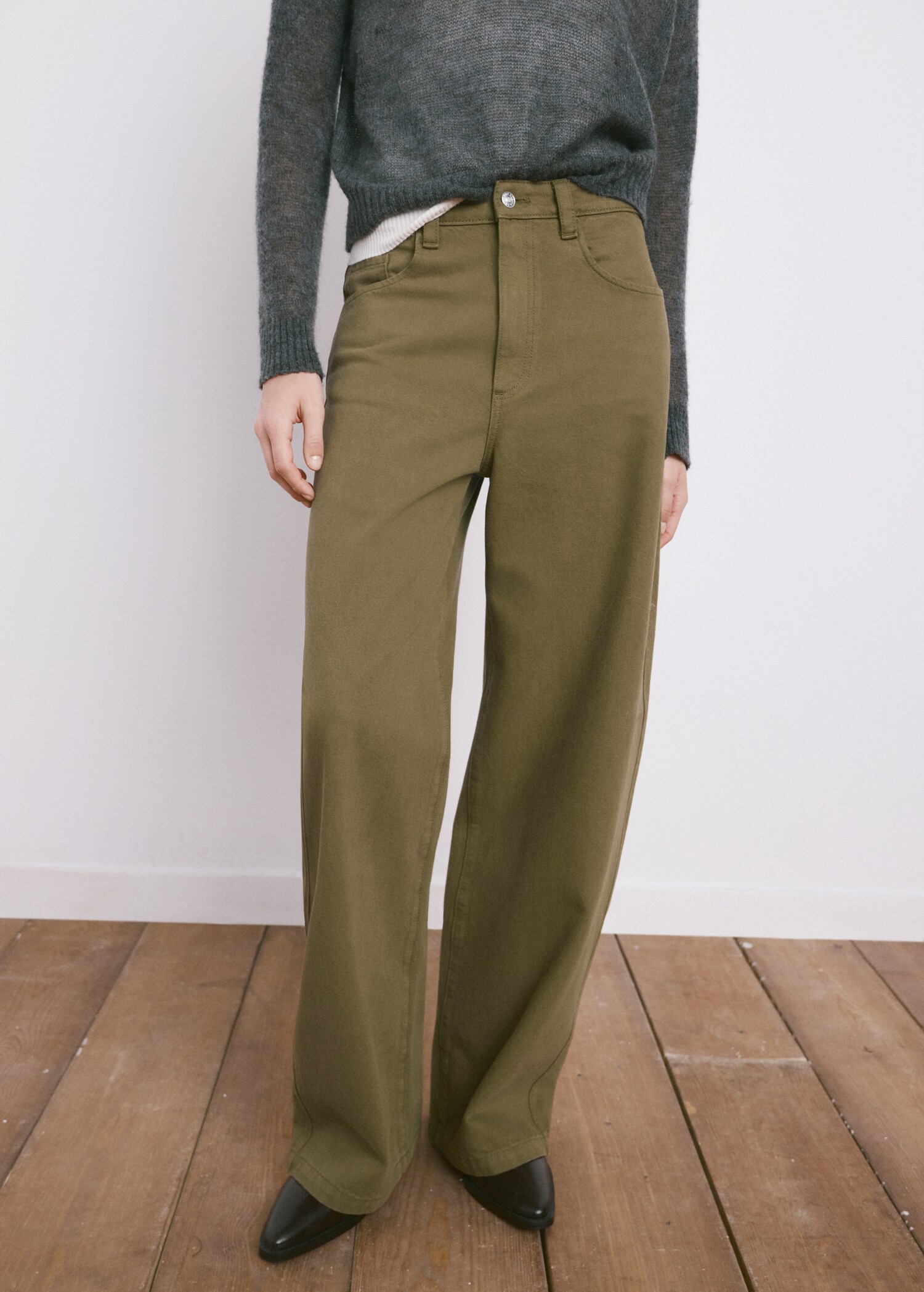 Balloon-Jeans mit mittlerer Bundhöhe - Mittlere Ansicht