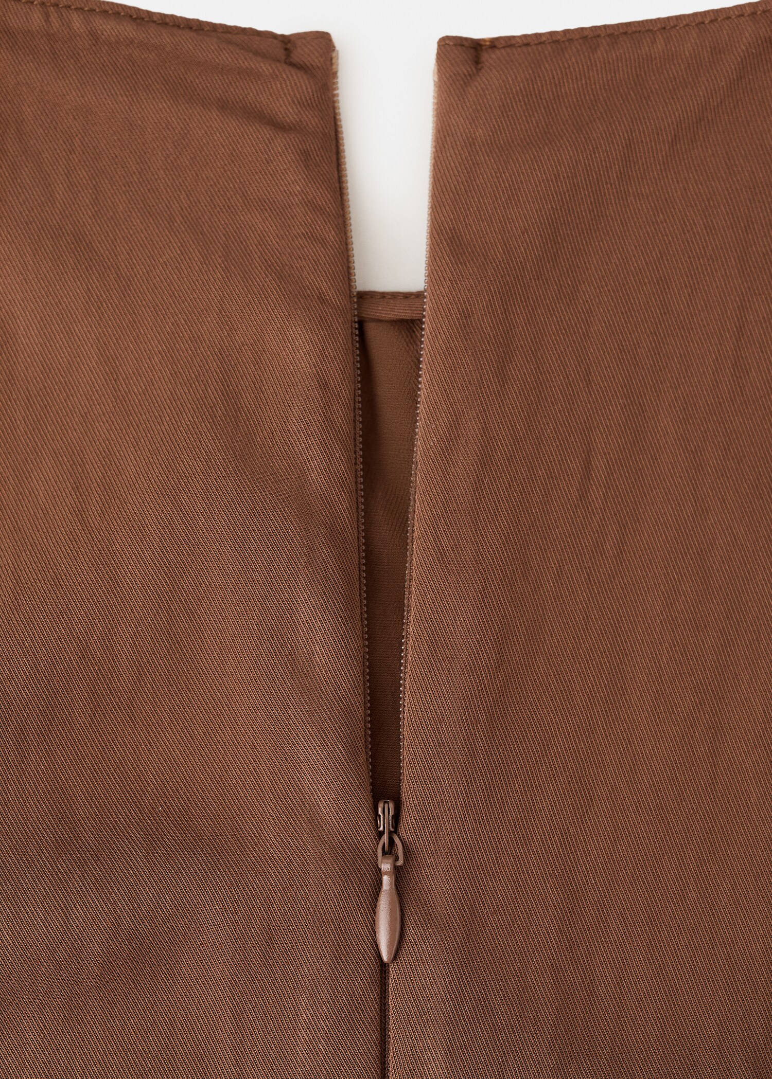 Vestit amb plecs evasé - Detall de l'article 0