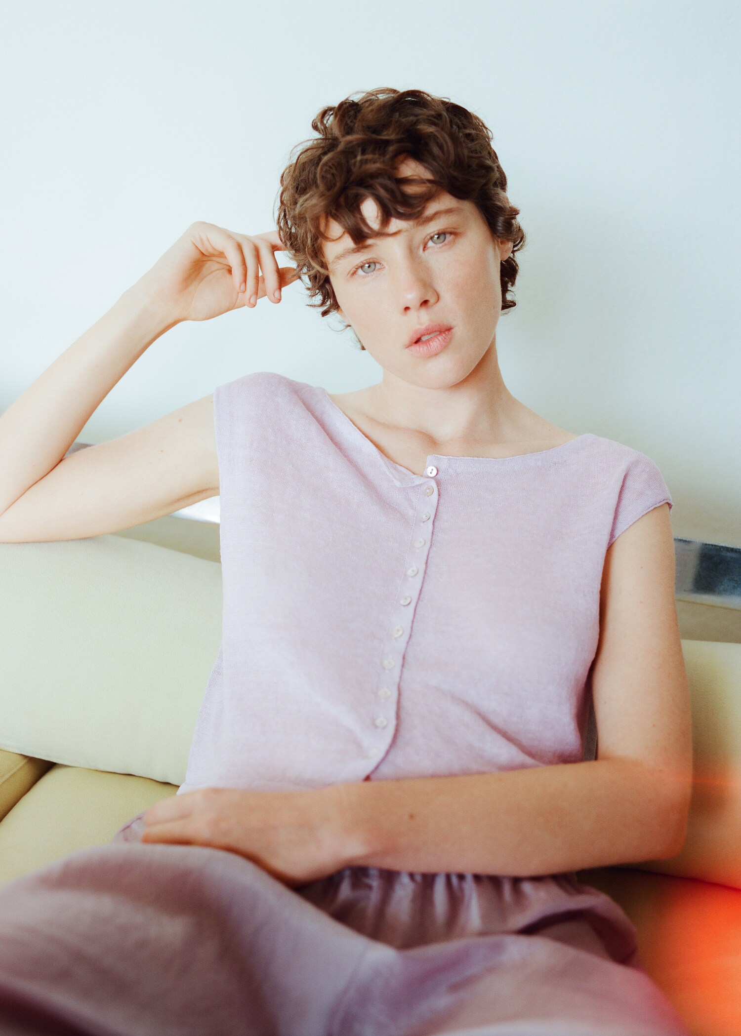 Fine knit short-sleeve cardigan - Details of the article 6